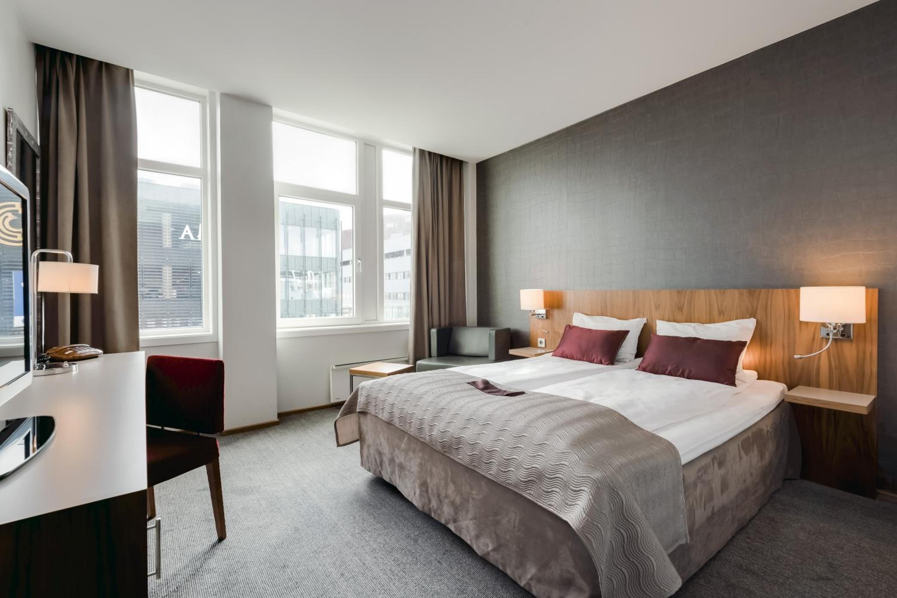Standard Double or Twin Room - Photo 15
