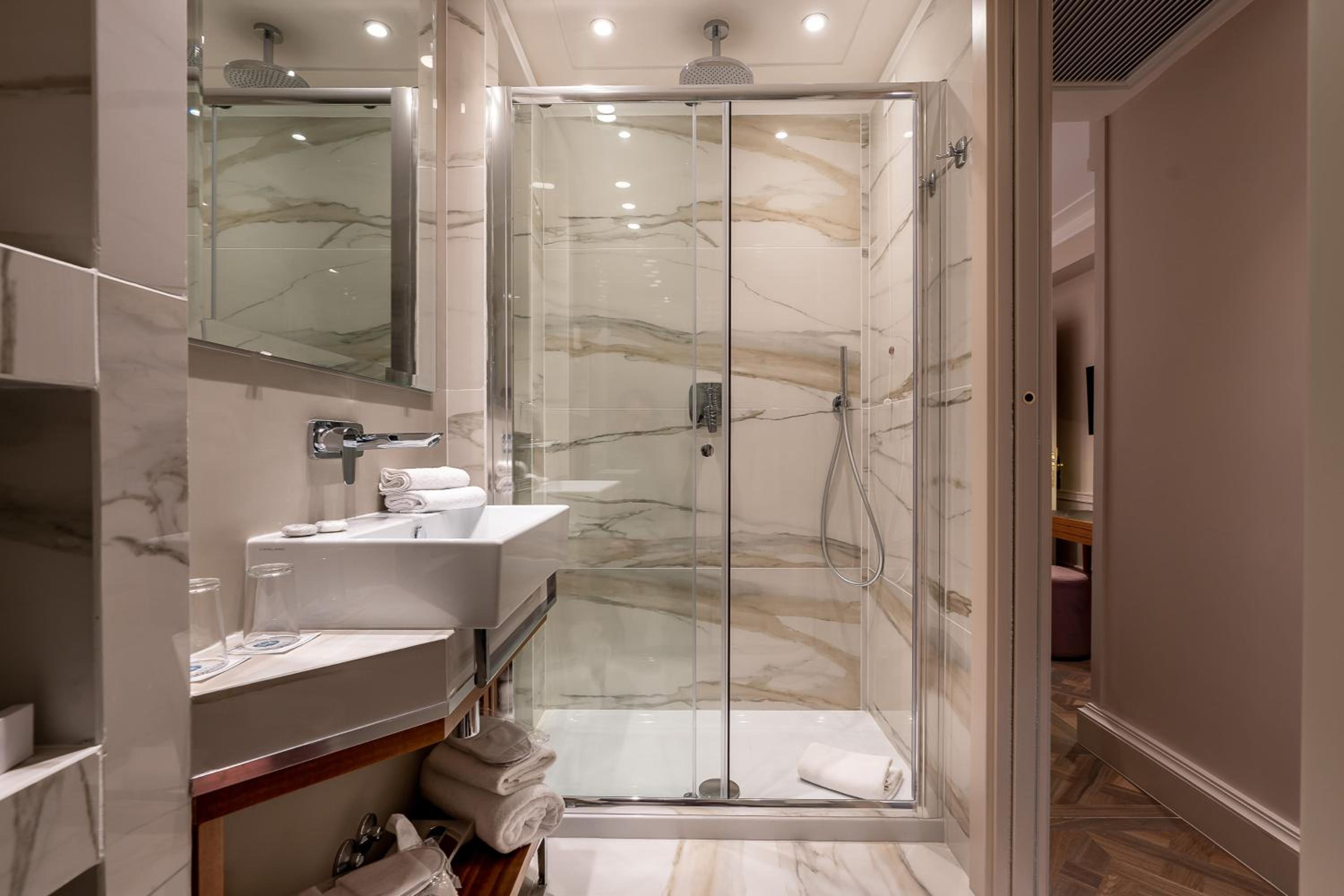Comfort Double Room with Internal View