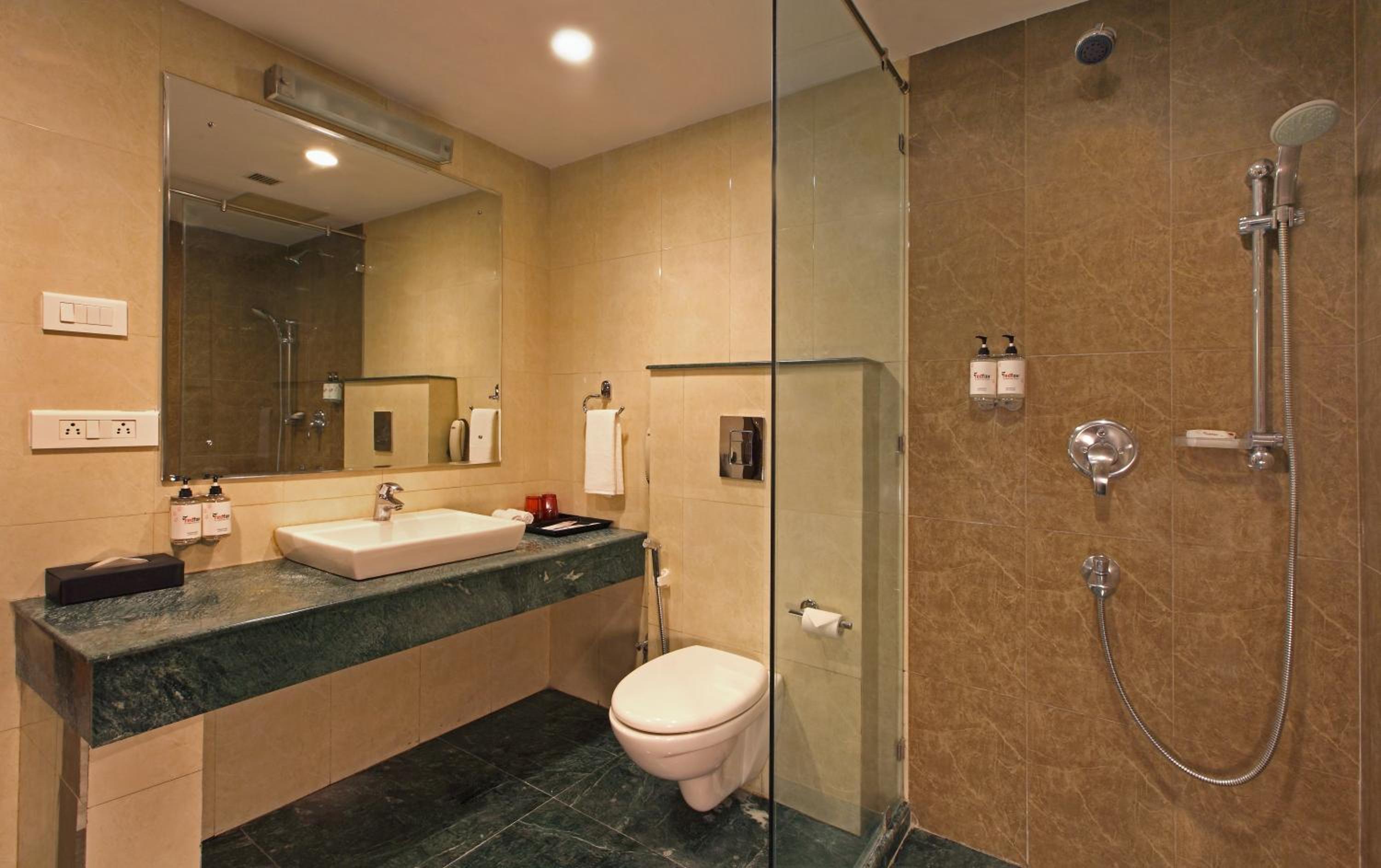 Superior Double or Twin Room (Complimentary Hi-Tea ,15% Off on Laundry service and Complimentary Welcome Drink on arrival) photo 2