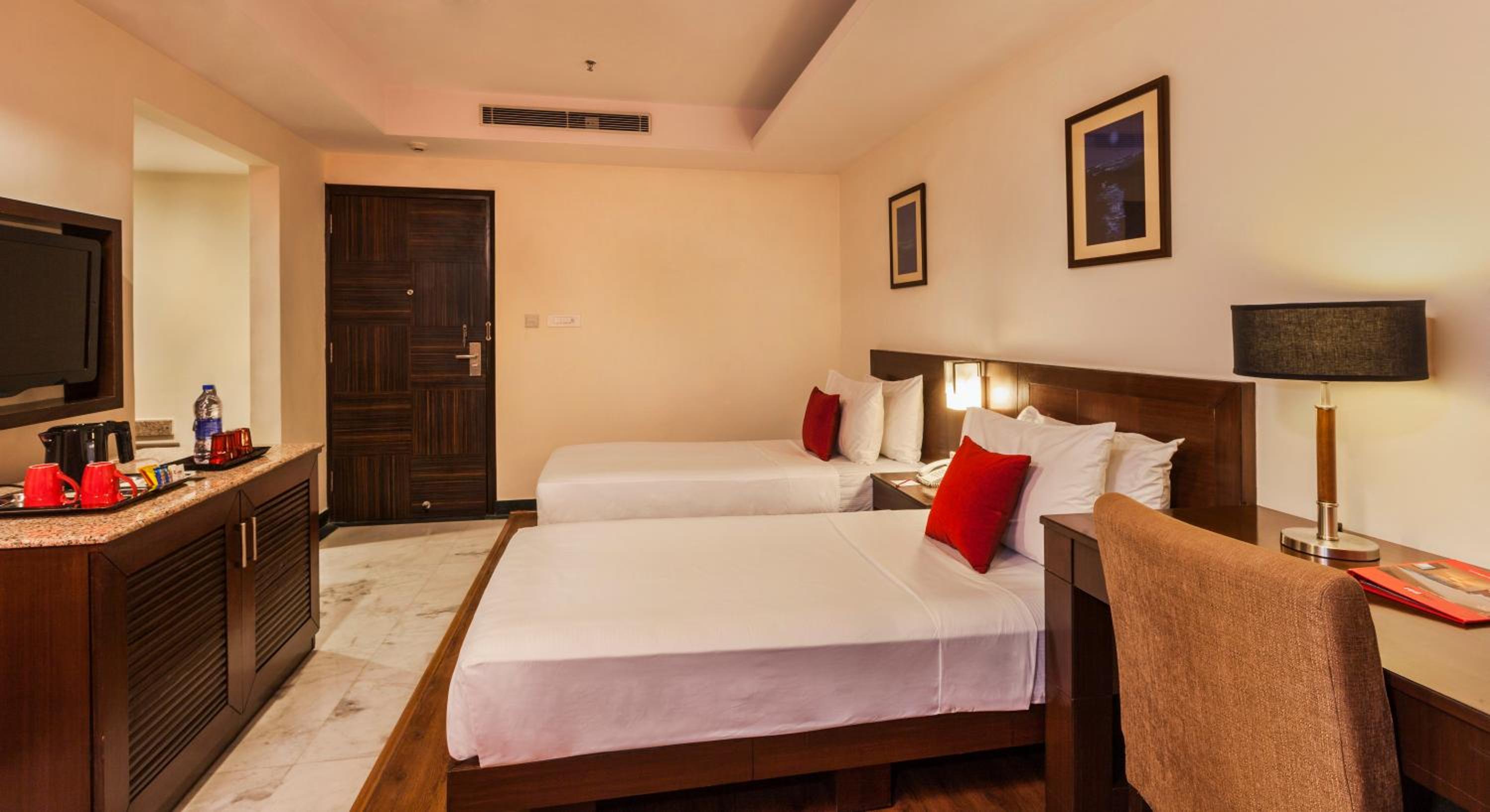Superior Double or Twin Room (Complimentary Hi-Tea ,15% Off on Laundry service and Complimentary Welcome Drink on arrival)