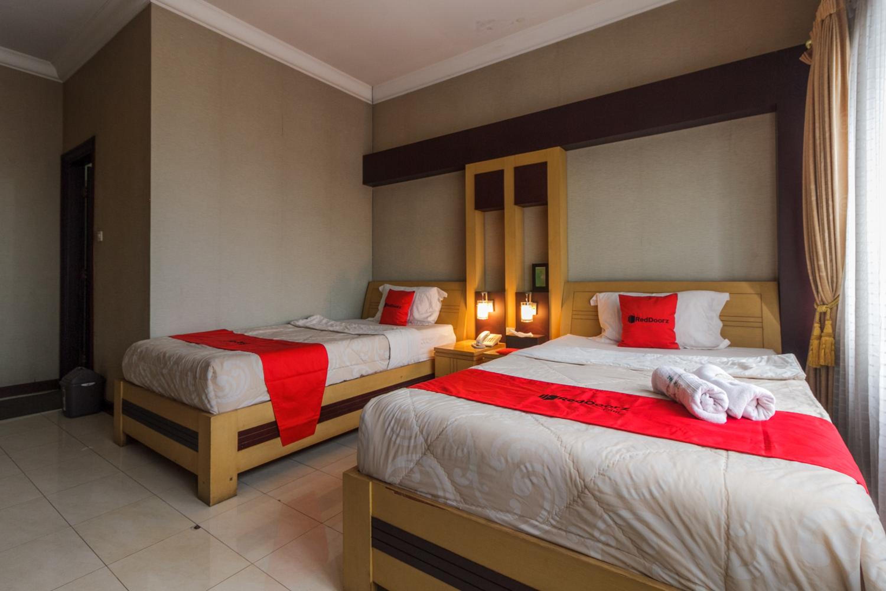Twin Room - Photo 2