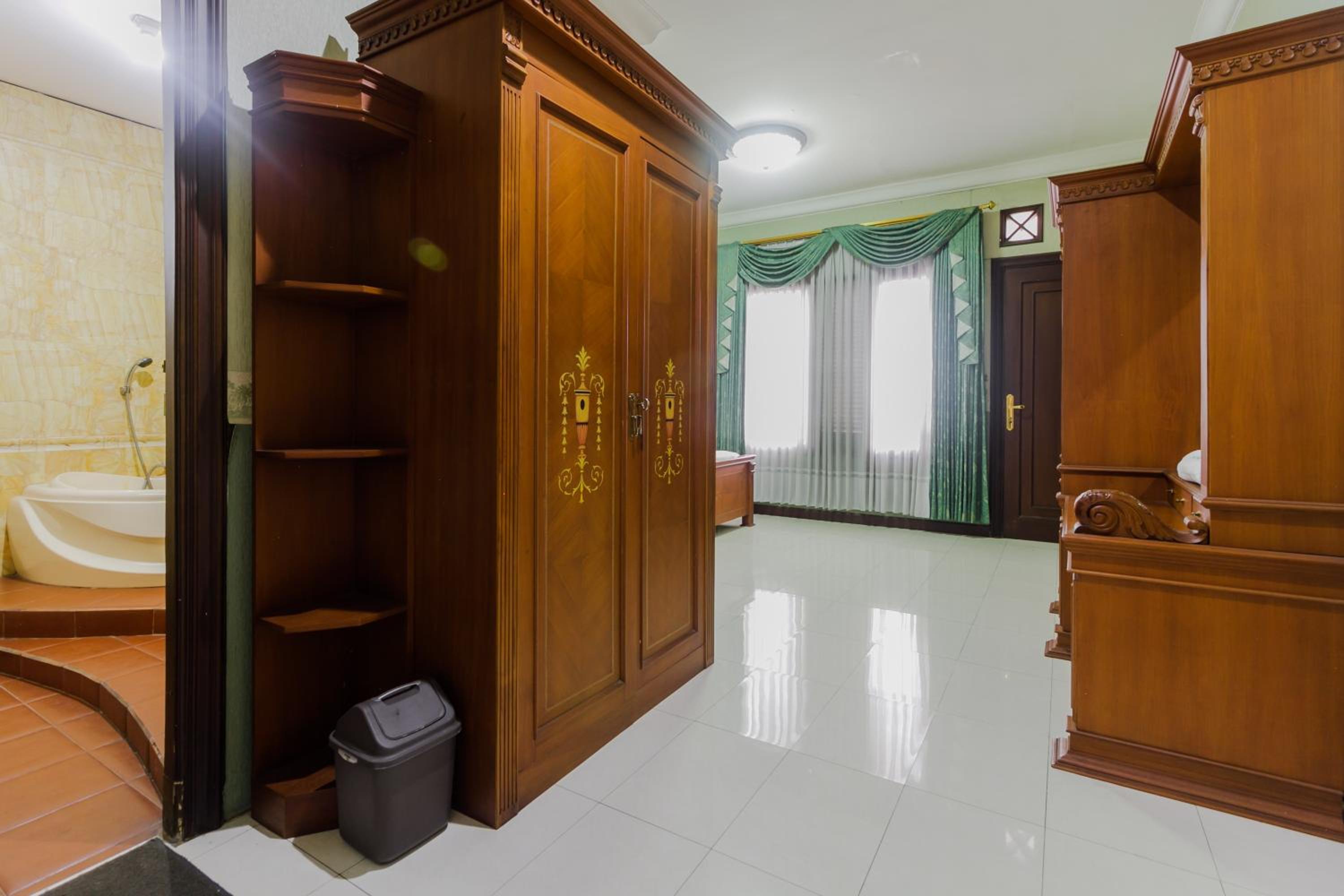 Suite - Photo 4