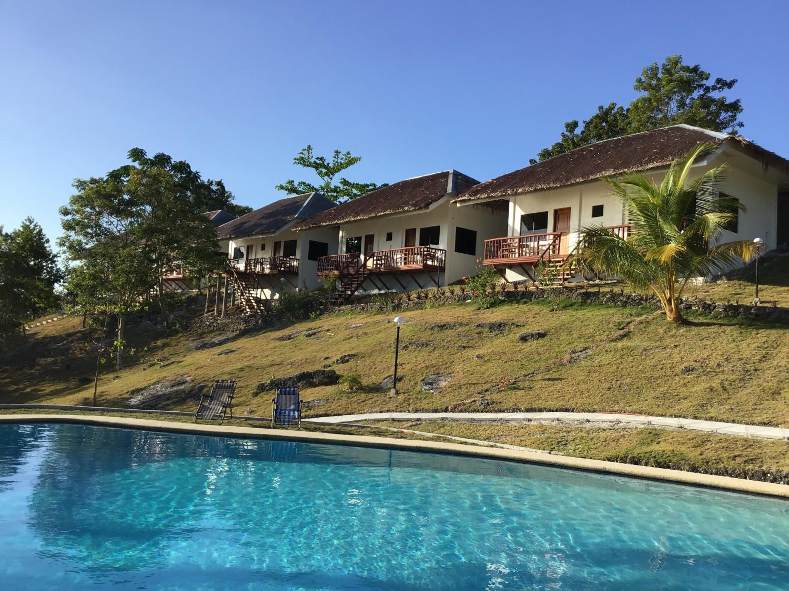 Deluxe Double Room with Balcony and Sea View - Photo 13