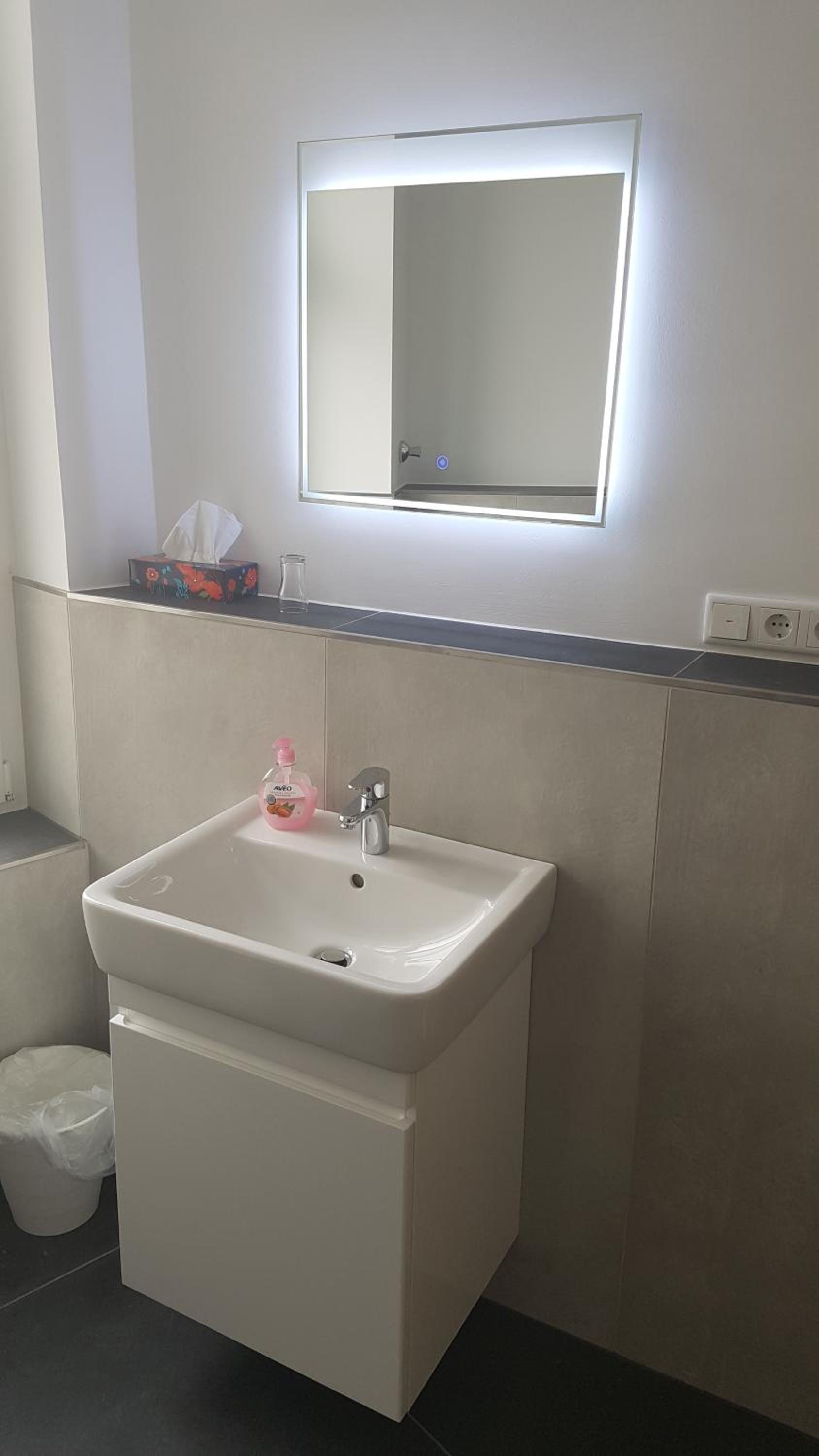  Double Room with Extra Bed - Photo 10