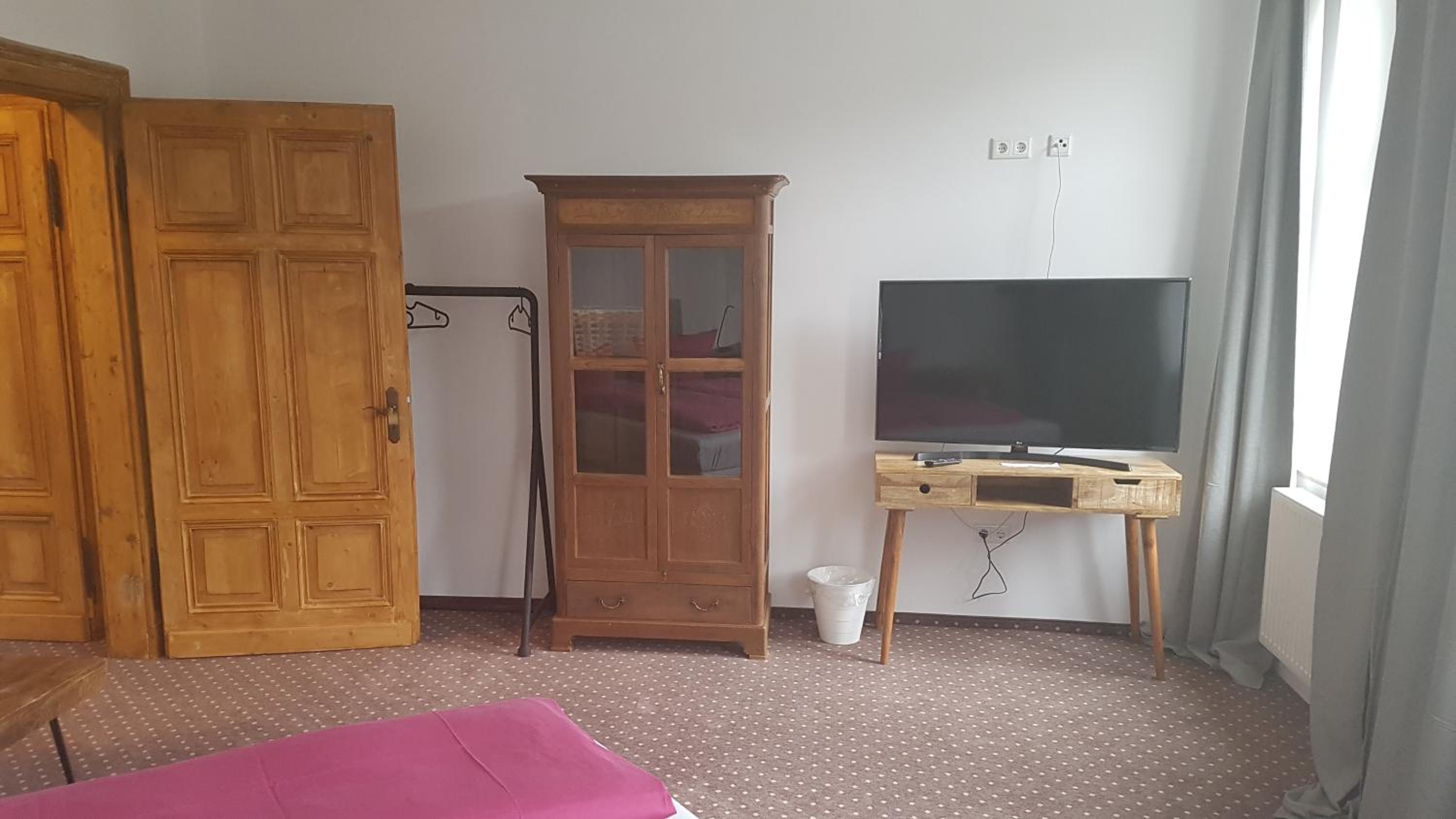  Double Room with Extra Bed - Photo 3