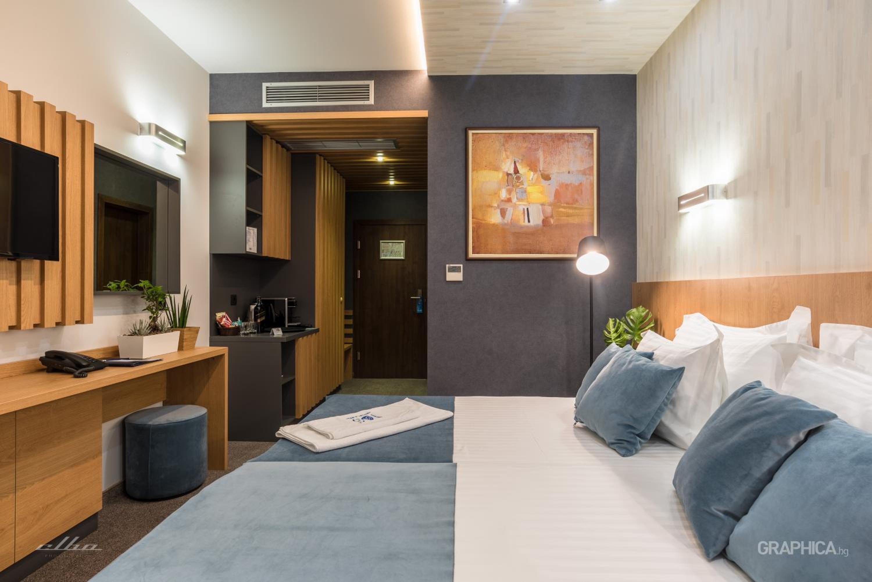 Standard Double Room - Photo 2