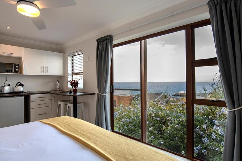 Superior Double or Twin Room with Mountain View photo 2