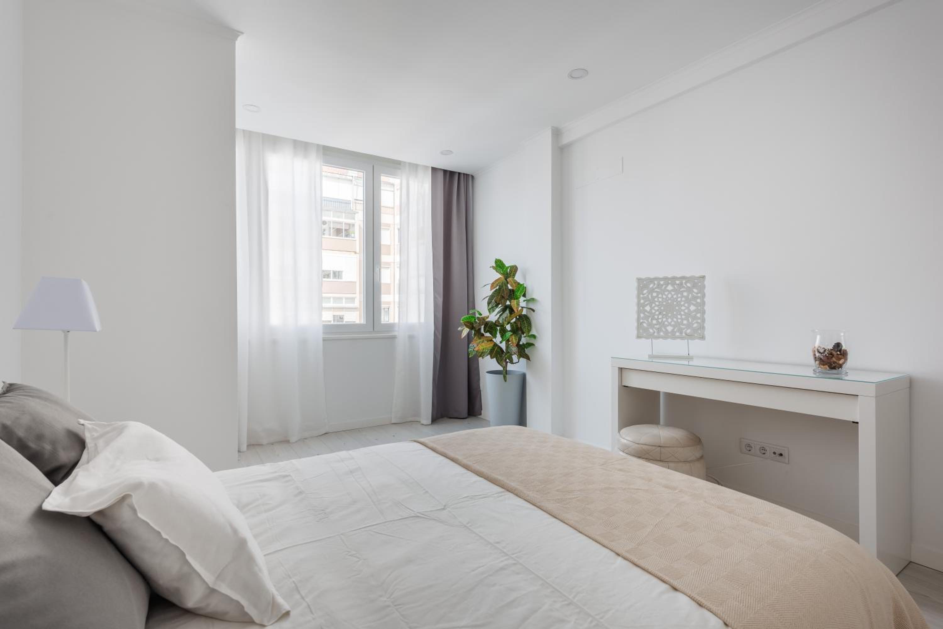 Two-Bedroom Apartment - Photo 3