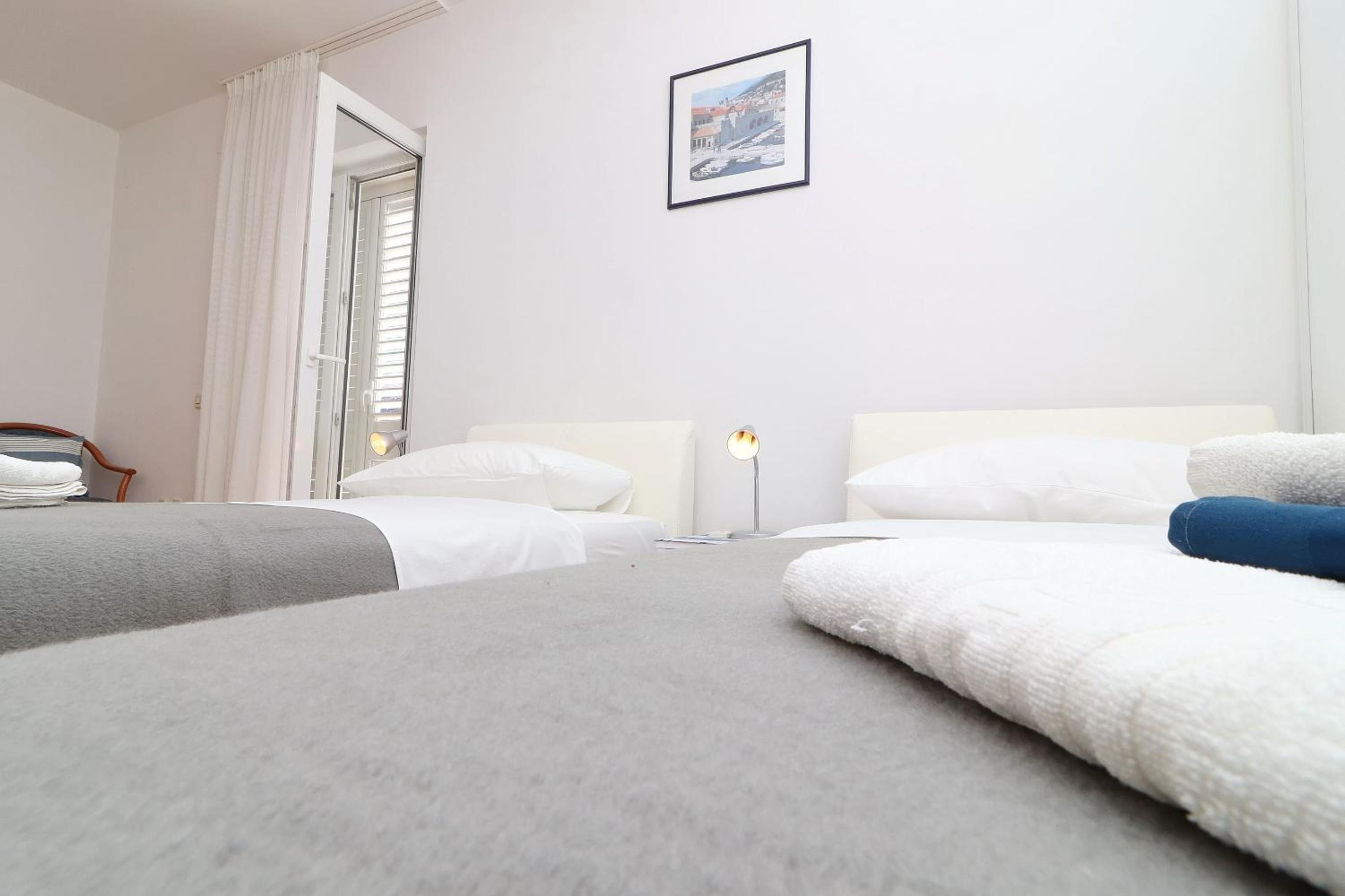 Double or Twin Room with Terrace photo 2