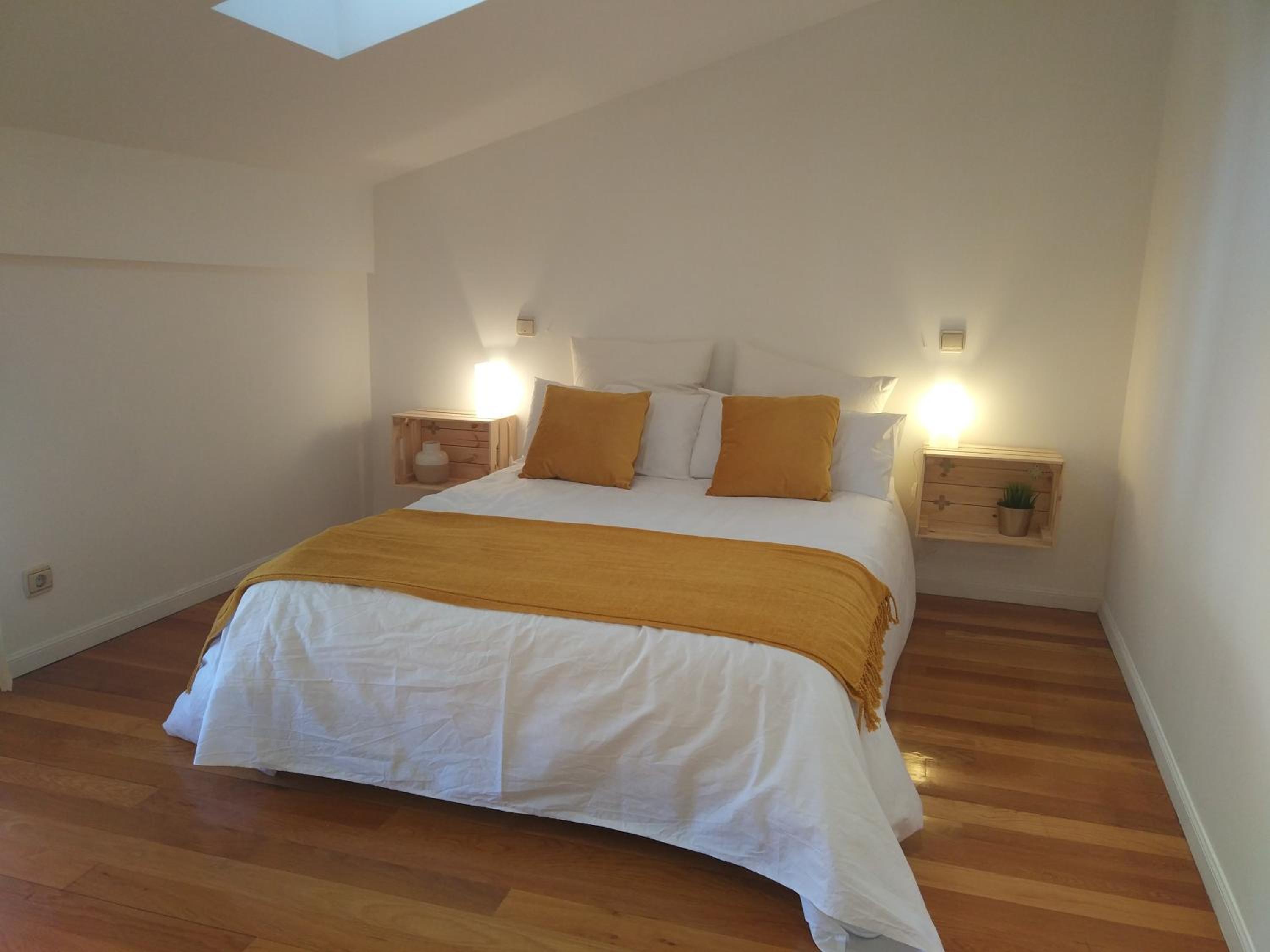 Two-Bedroom Apartment - Photo 8