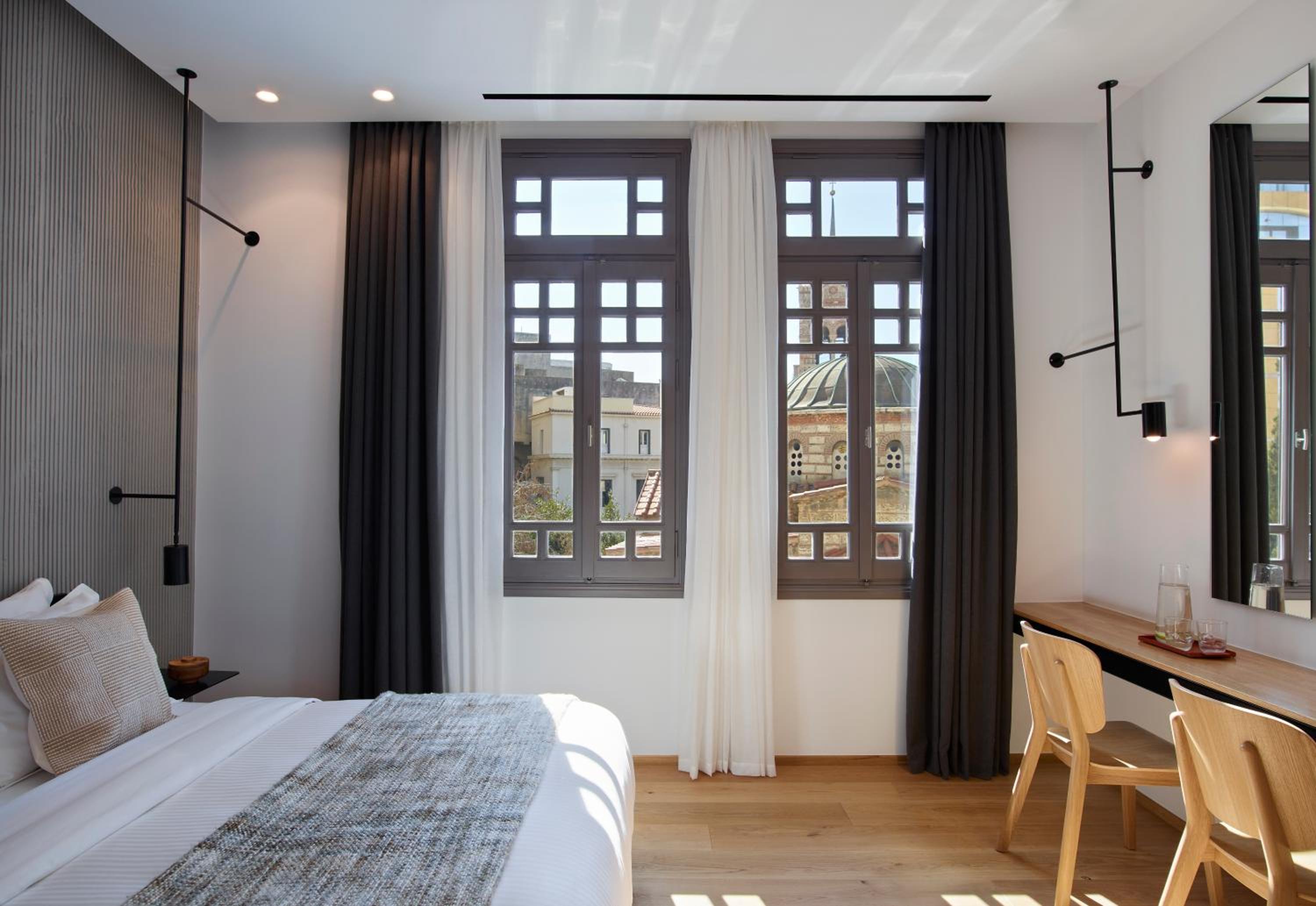 Deluxe Double Room with City View photo 1