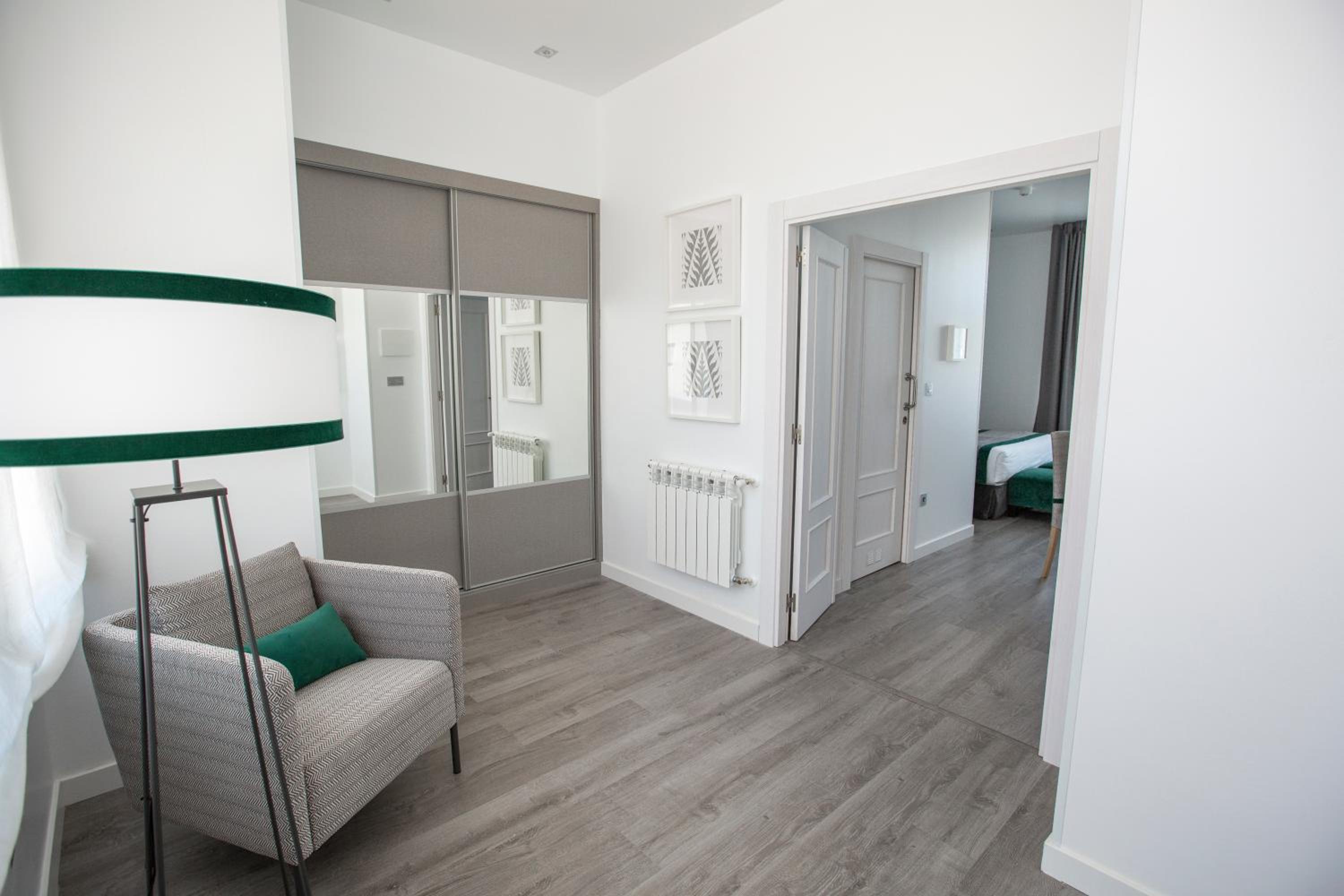 Deluxe Suite photo 2