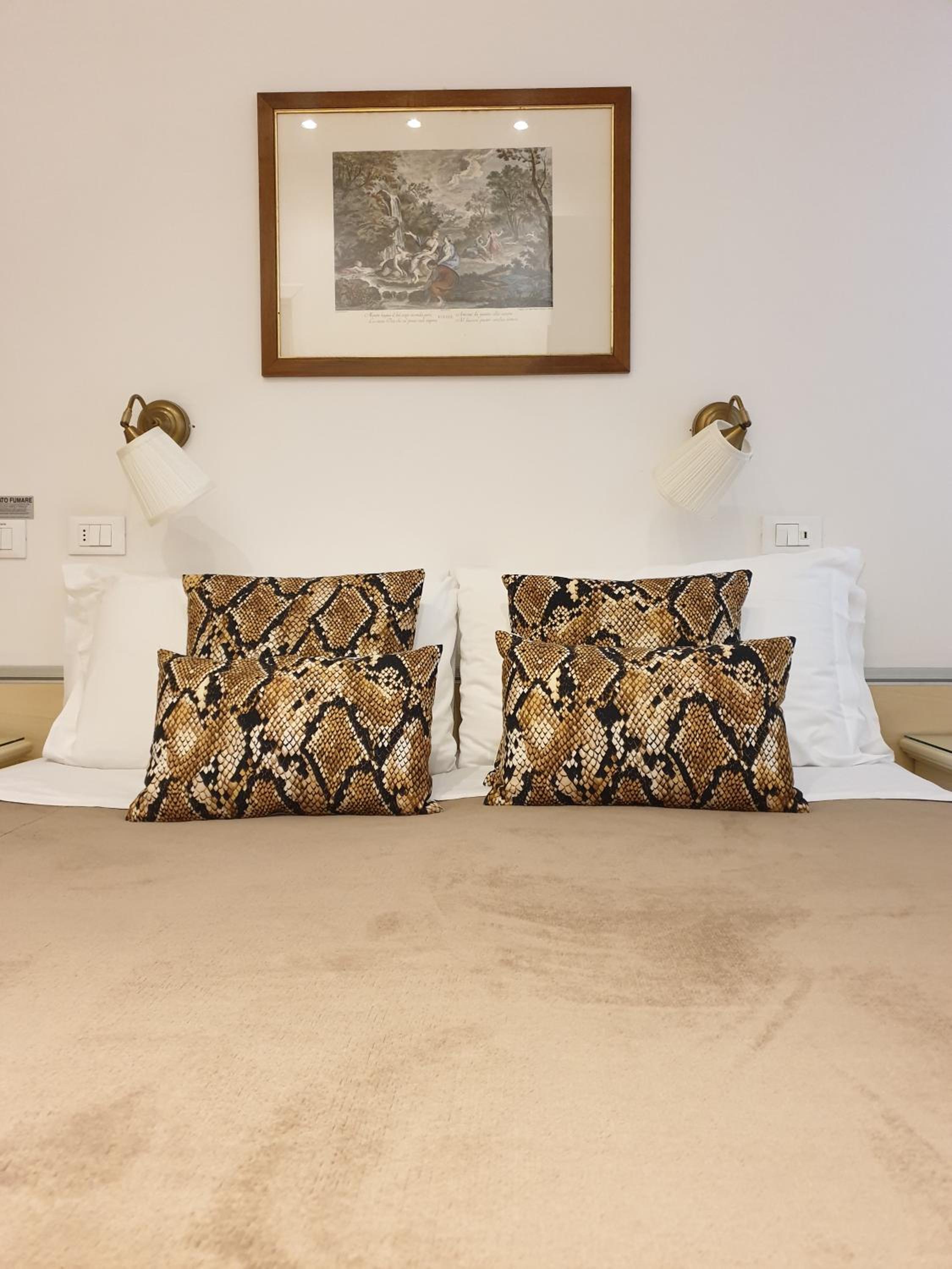 Small Double Room photo 2