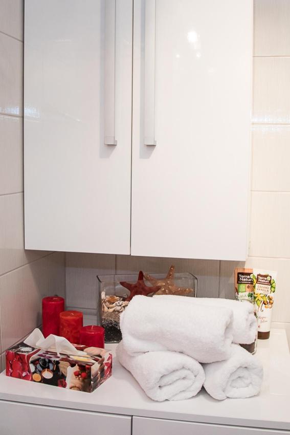 Two-Bedroom Apartment - Photo 49