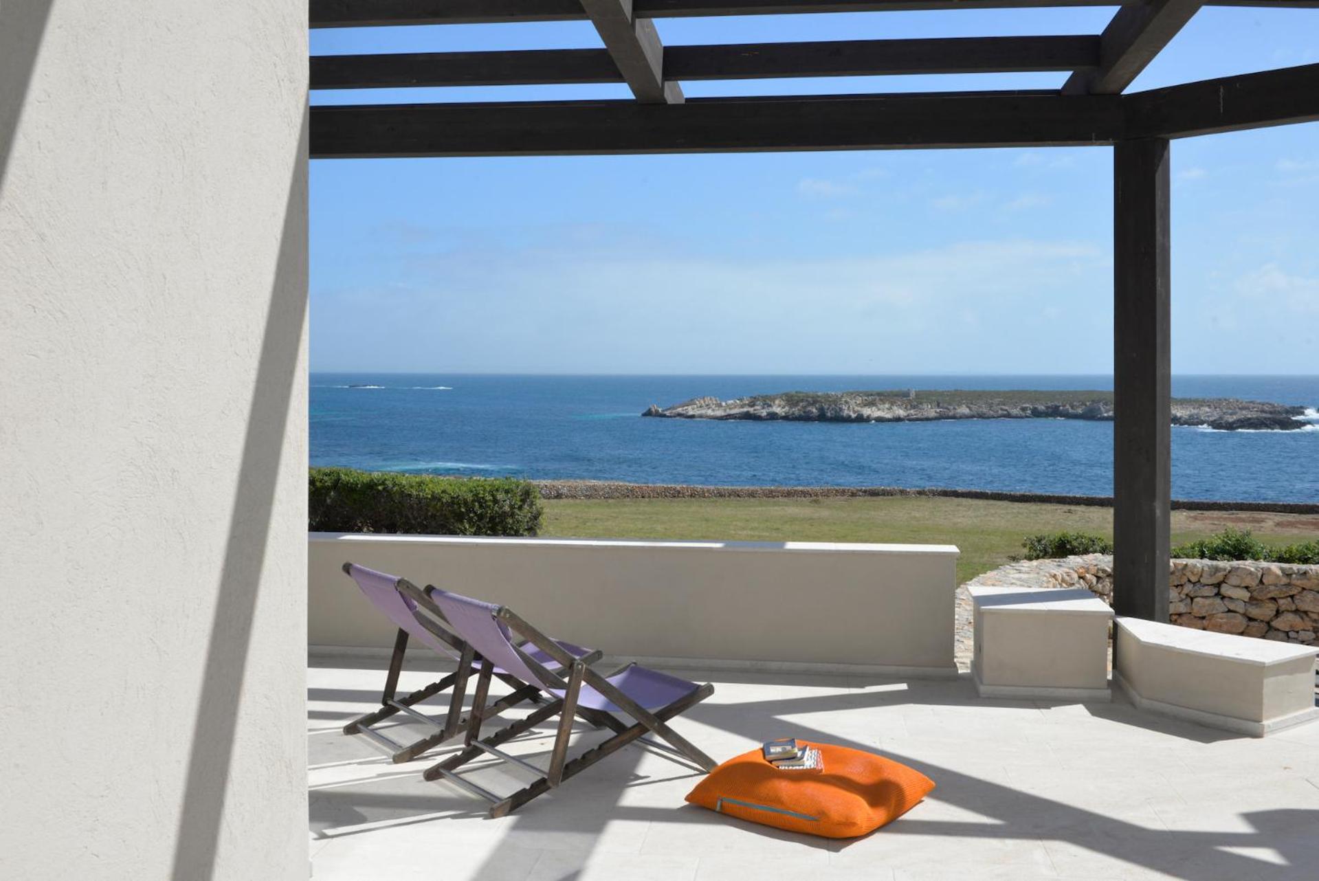 Deluxe Suite with Sea View photo 3
