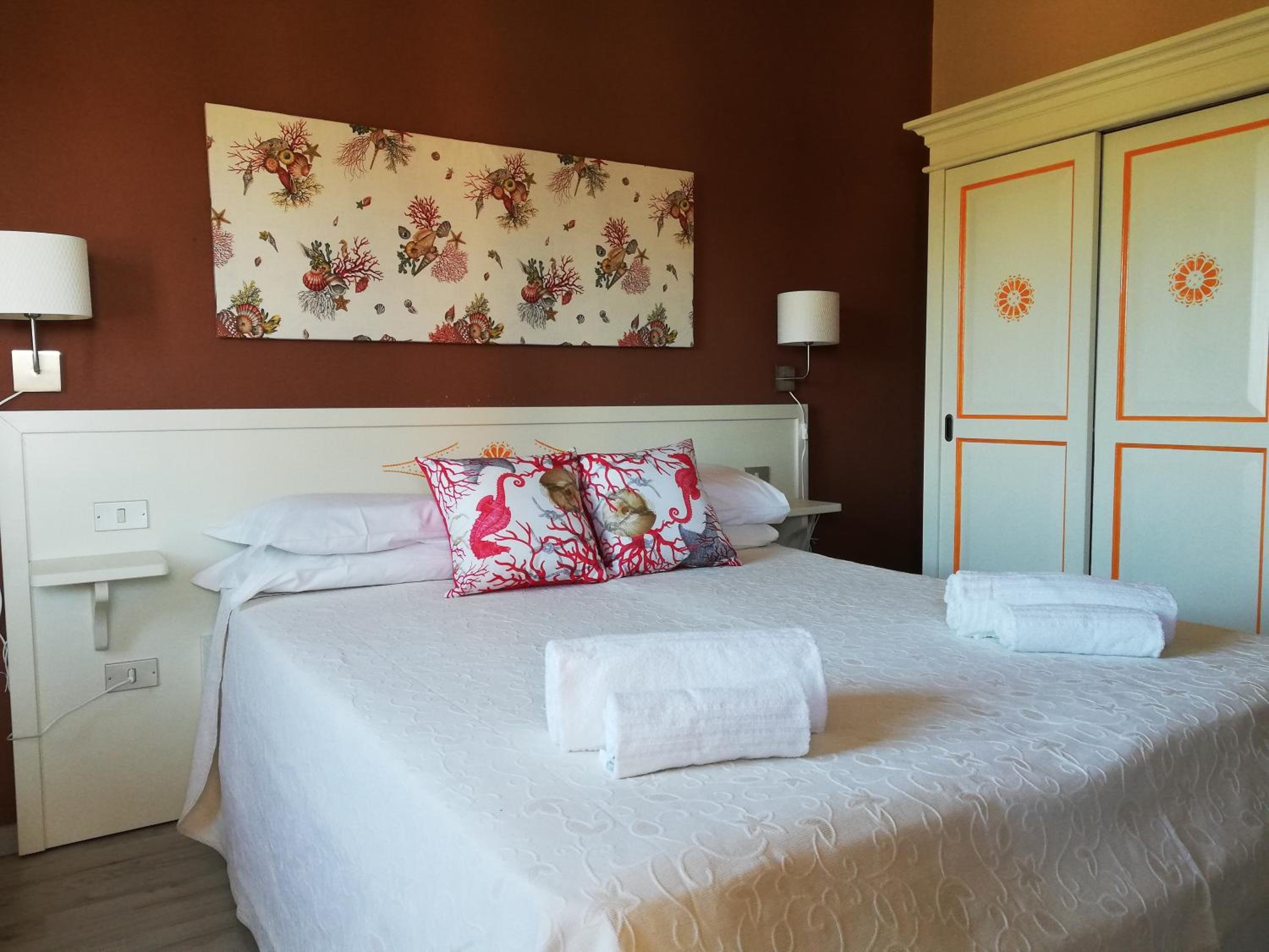Double Room with Sea View photo 3