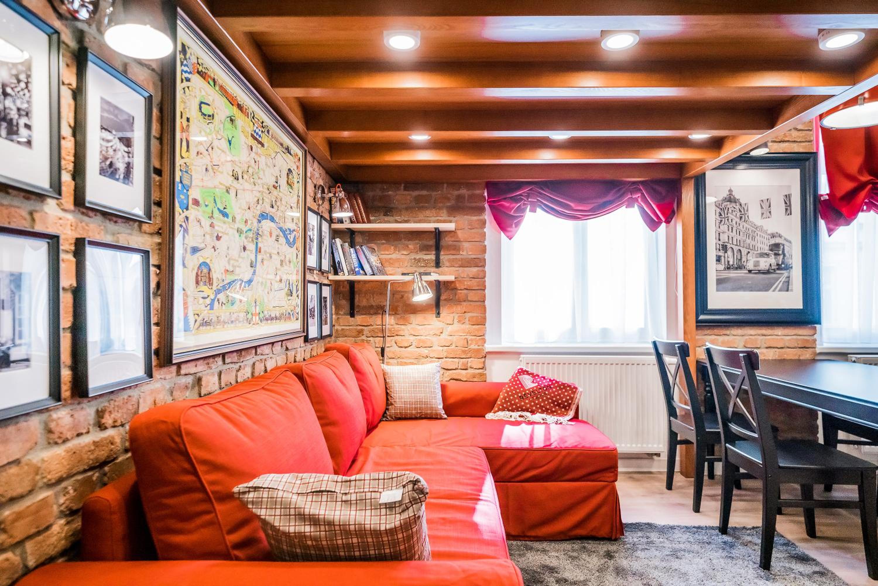 Superior duplex studio