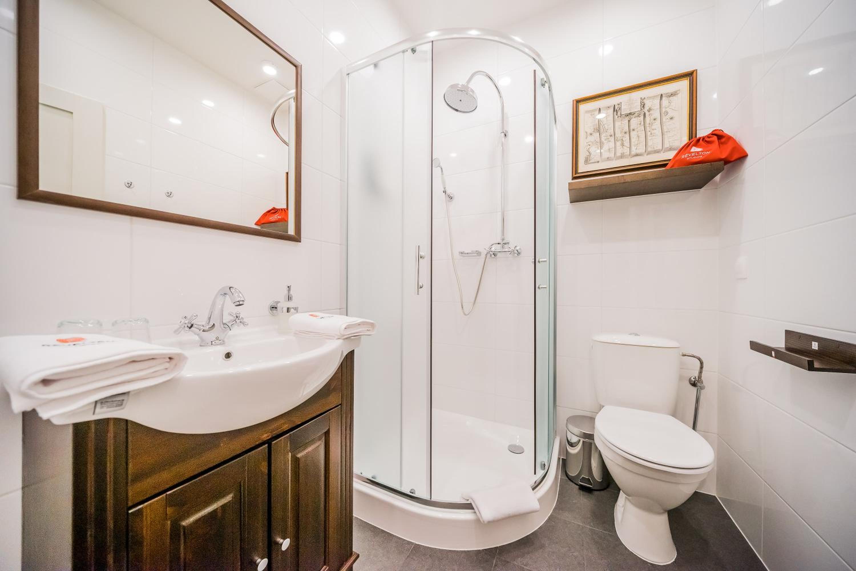 Classic duplex studio photo 3