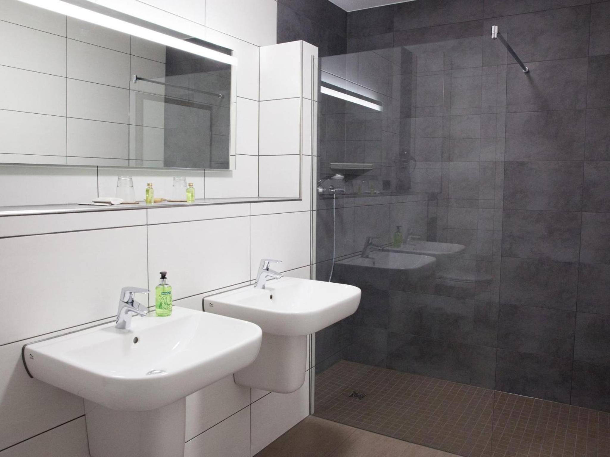 Junior Suite with Garden View - Photo 2