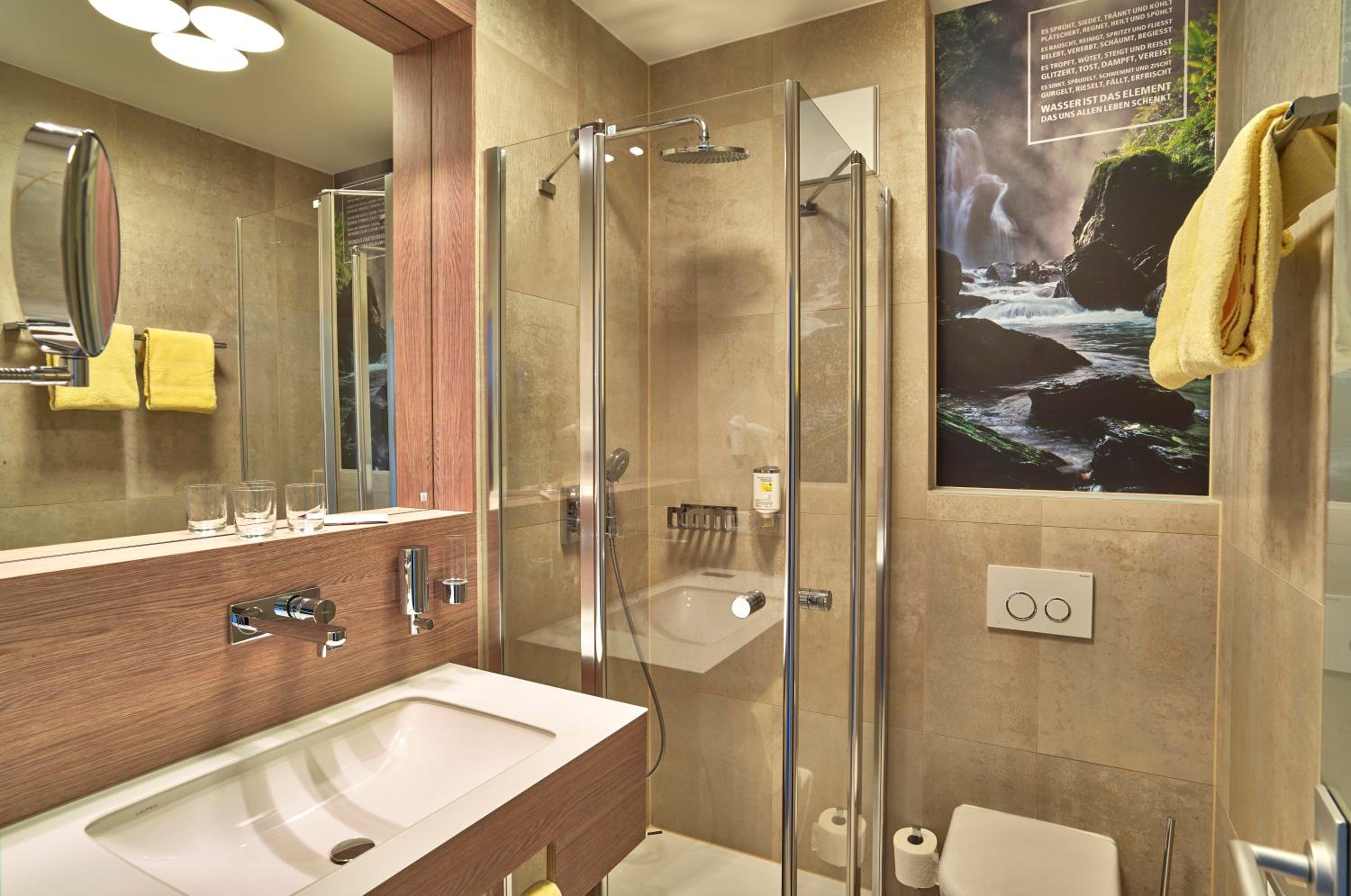 Deluxe Junior Suite photo 2
