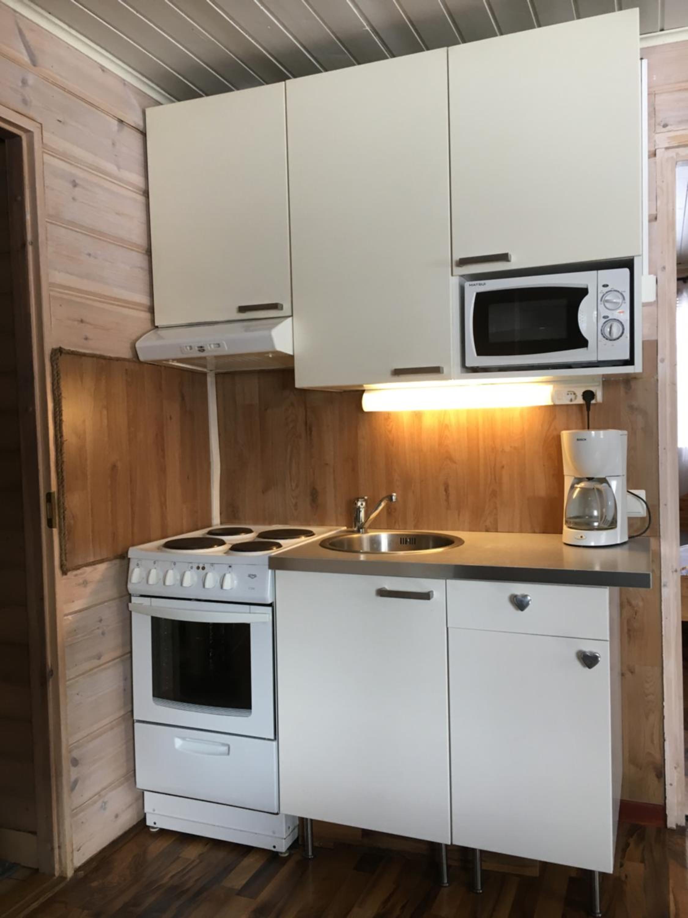 Two-Bedroom Cottage with Sauna - Photo 4
