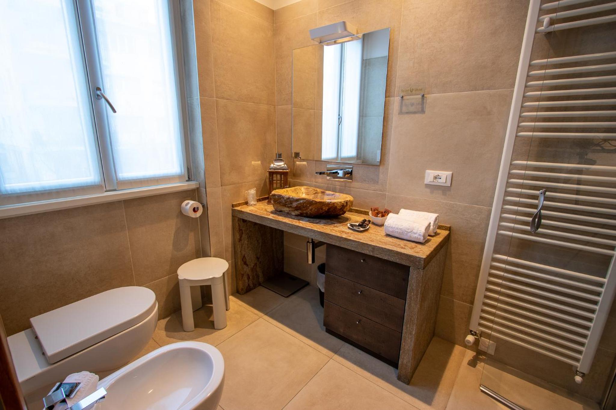 Superior Double Room - Photo 5