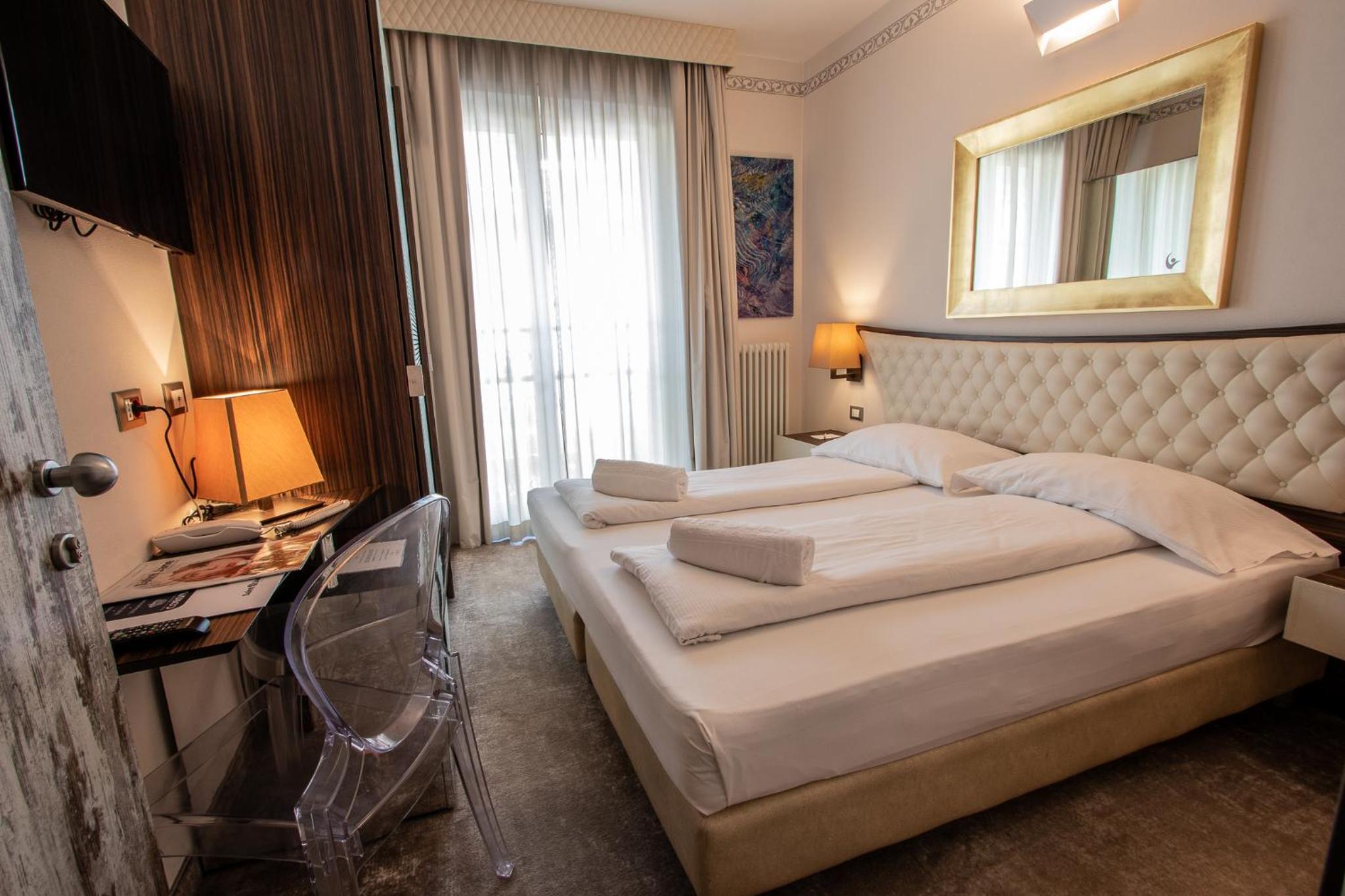 Standard Double Room - Photo 1