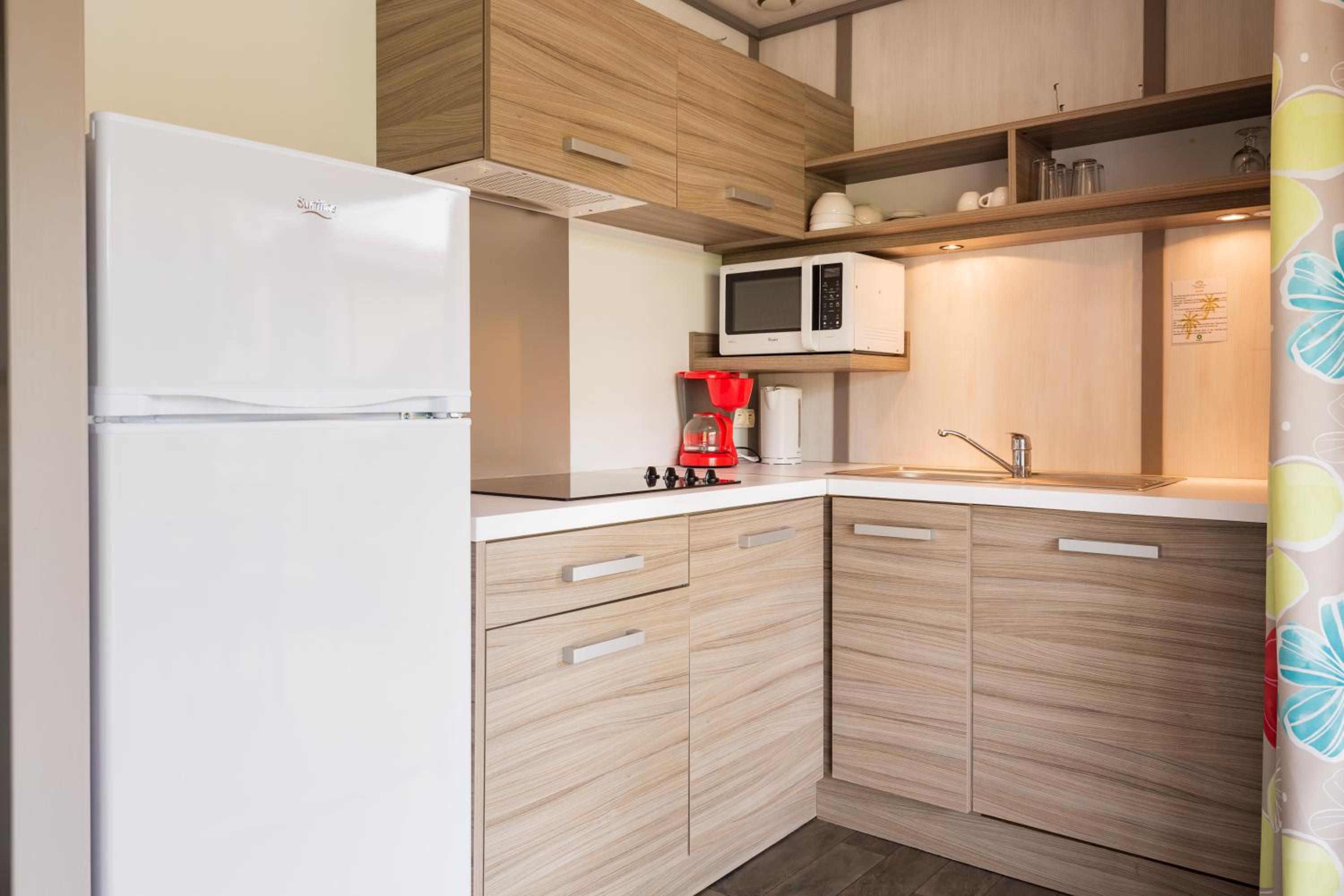 Three-Bedroom Family Cottage with Terrace and Kitchen photo 1