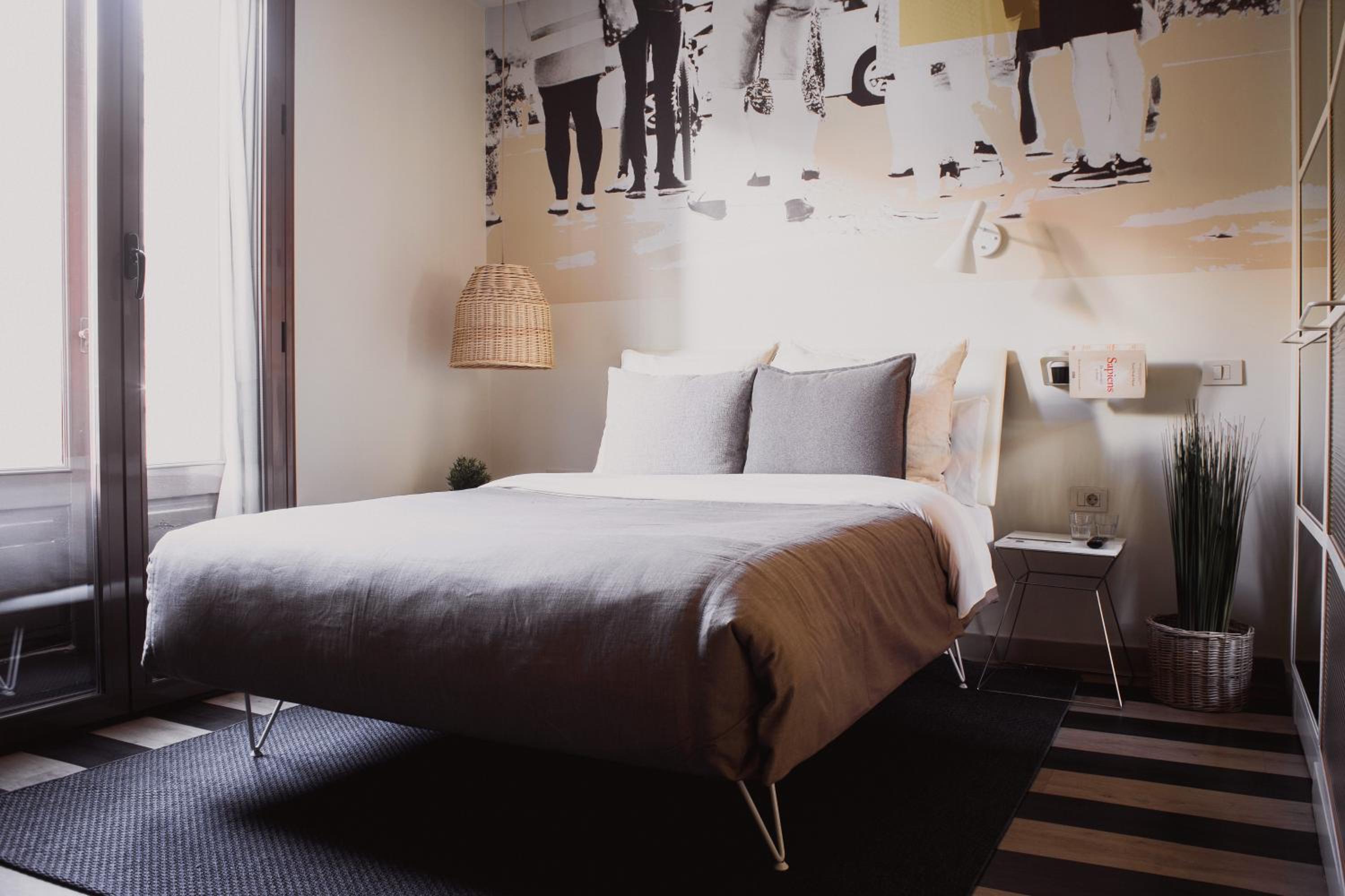 Superior Double Room with Balcony - Photo 2