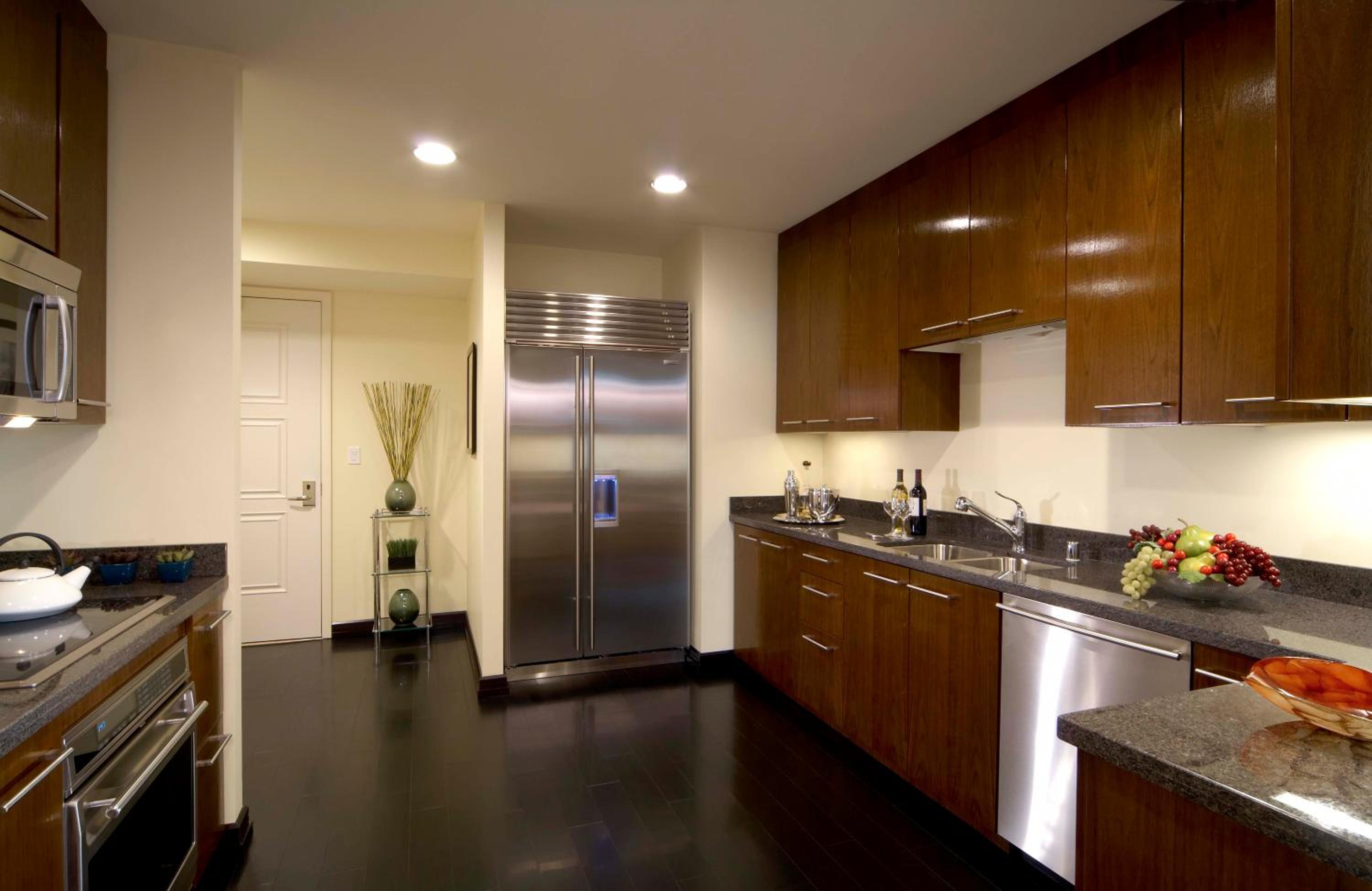 Three-Bedroom Penthouse - Photo 6