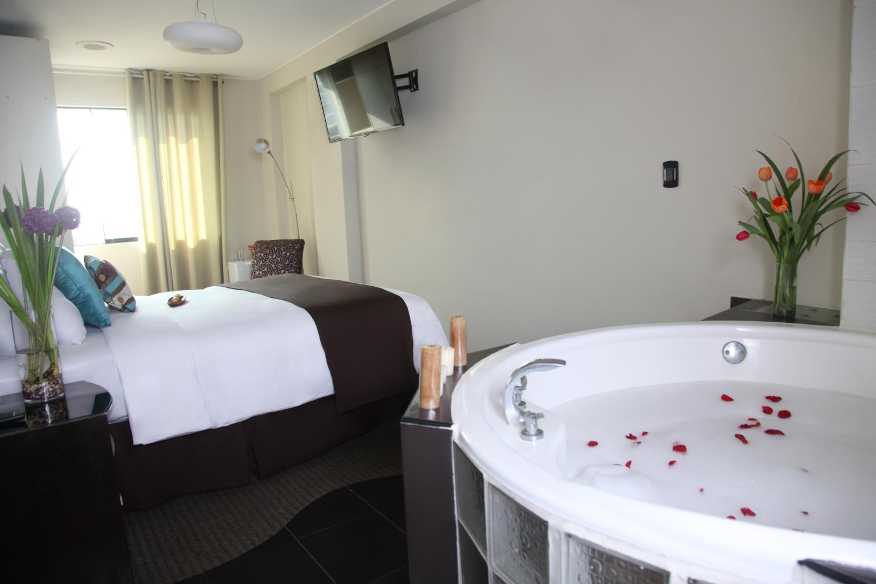 Deluxe Junior Suite photo 1