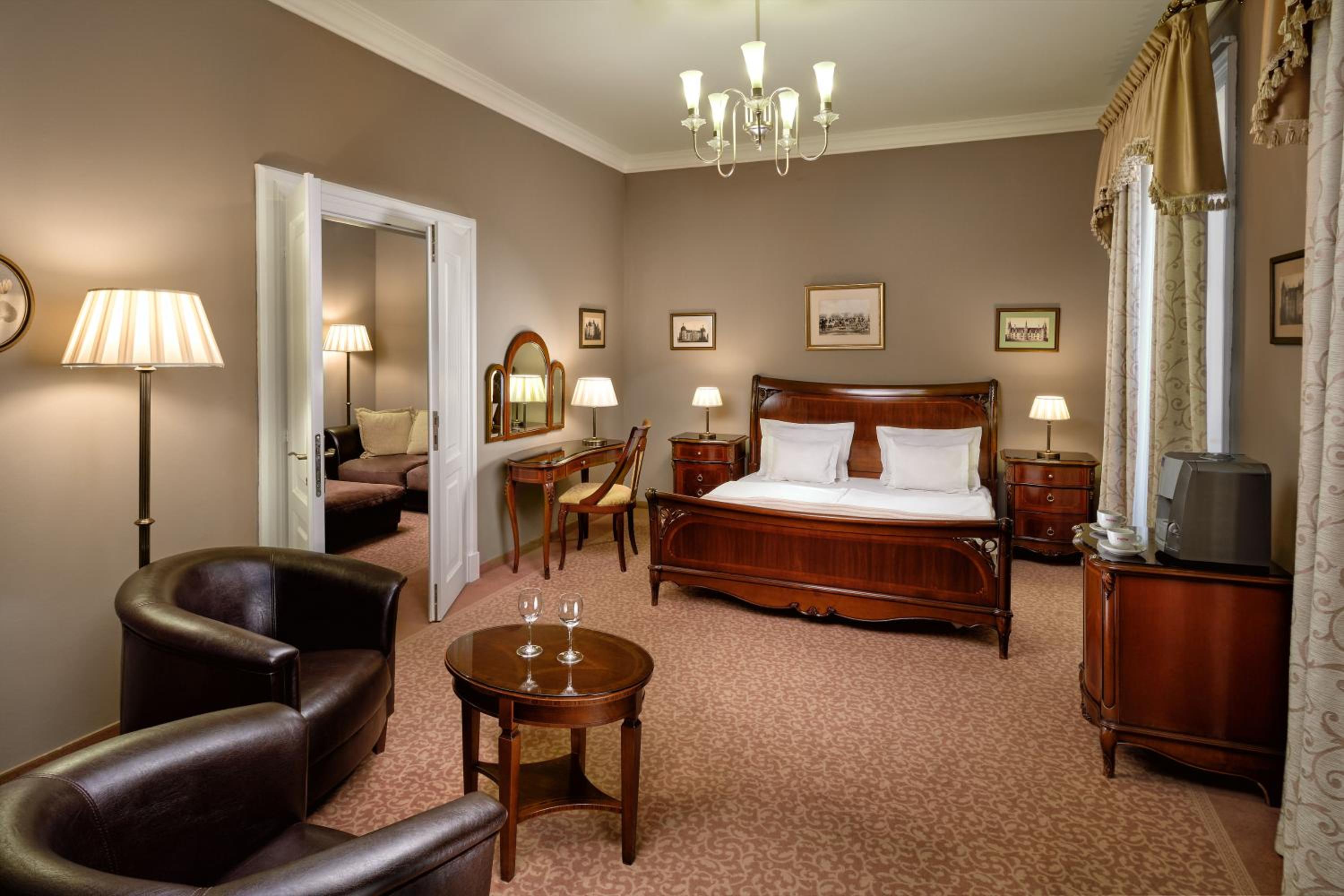 Sandor Suite - Castle photo 1