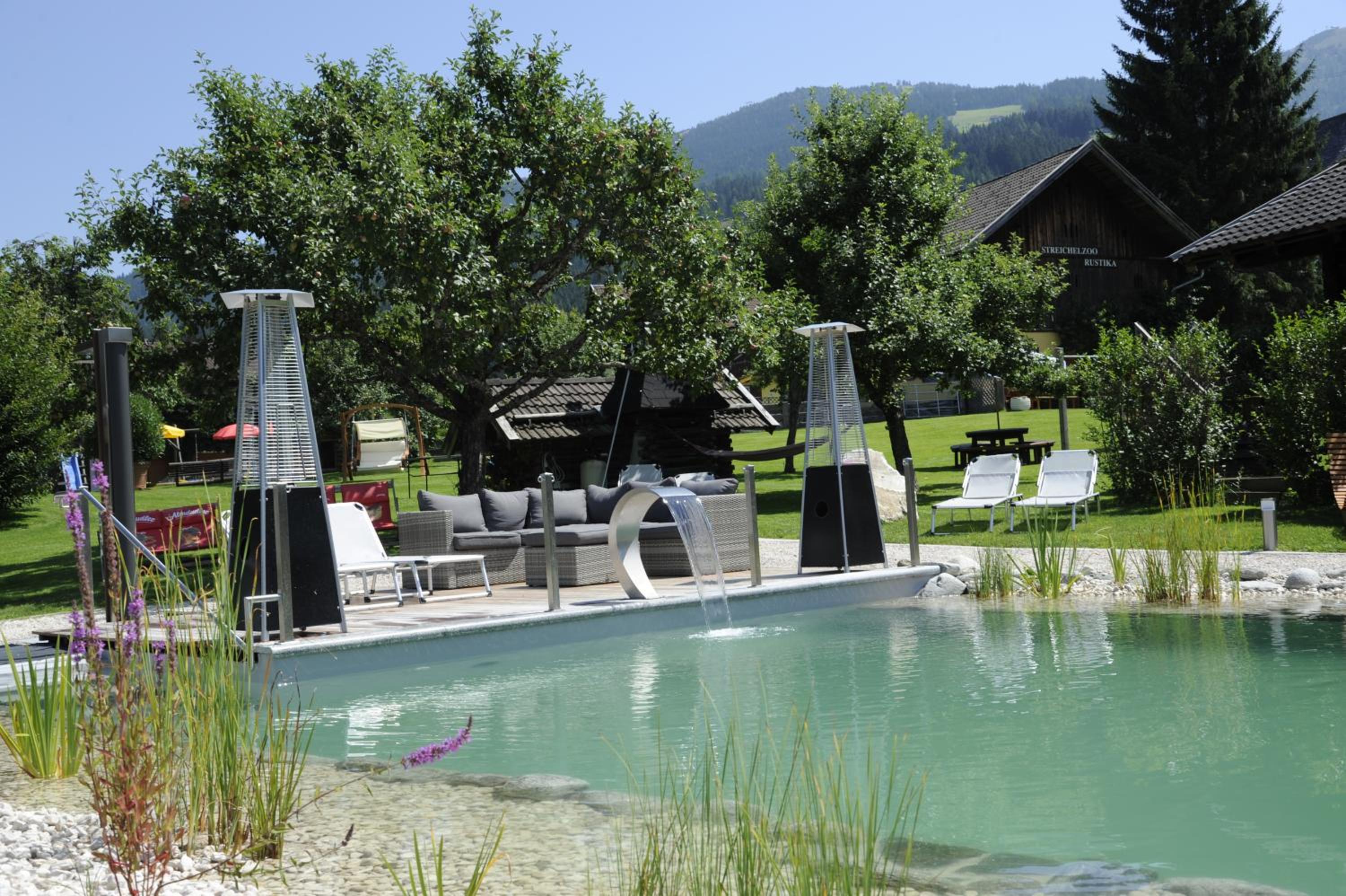 Three-Bedroom Chalet - Photo 7