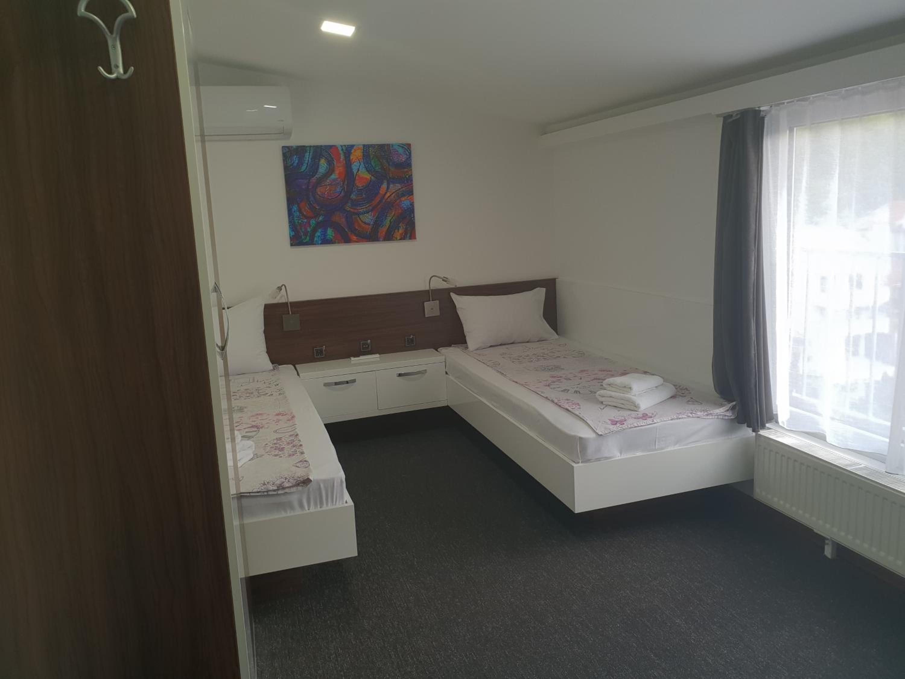 Studio Apartment photo 3