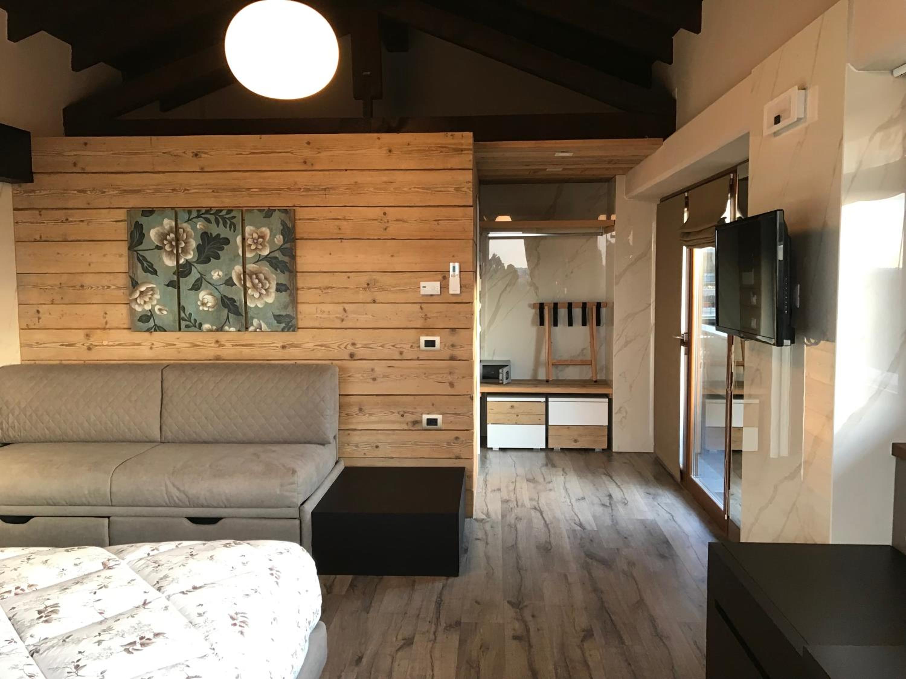 Junior Suite with Garden View photo 3