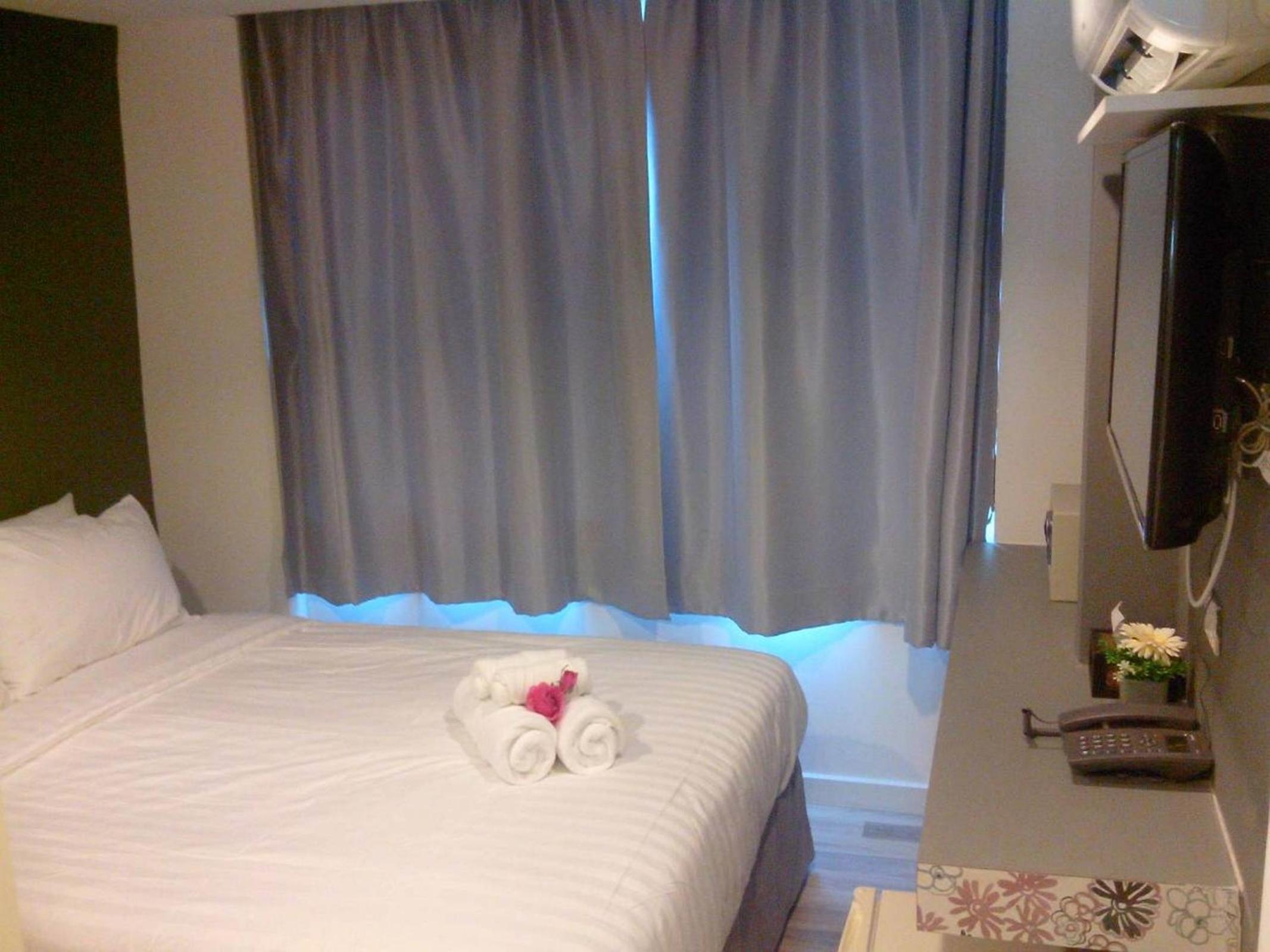 Standard Double Room photo 3