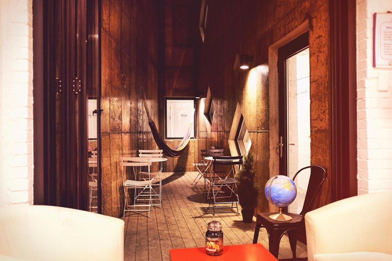 Bed in 4-Bed Male Dormitory Room photo 3