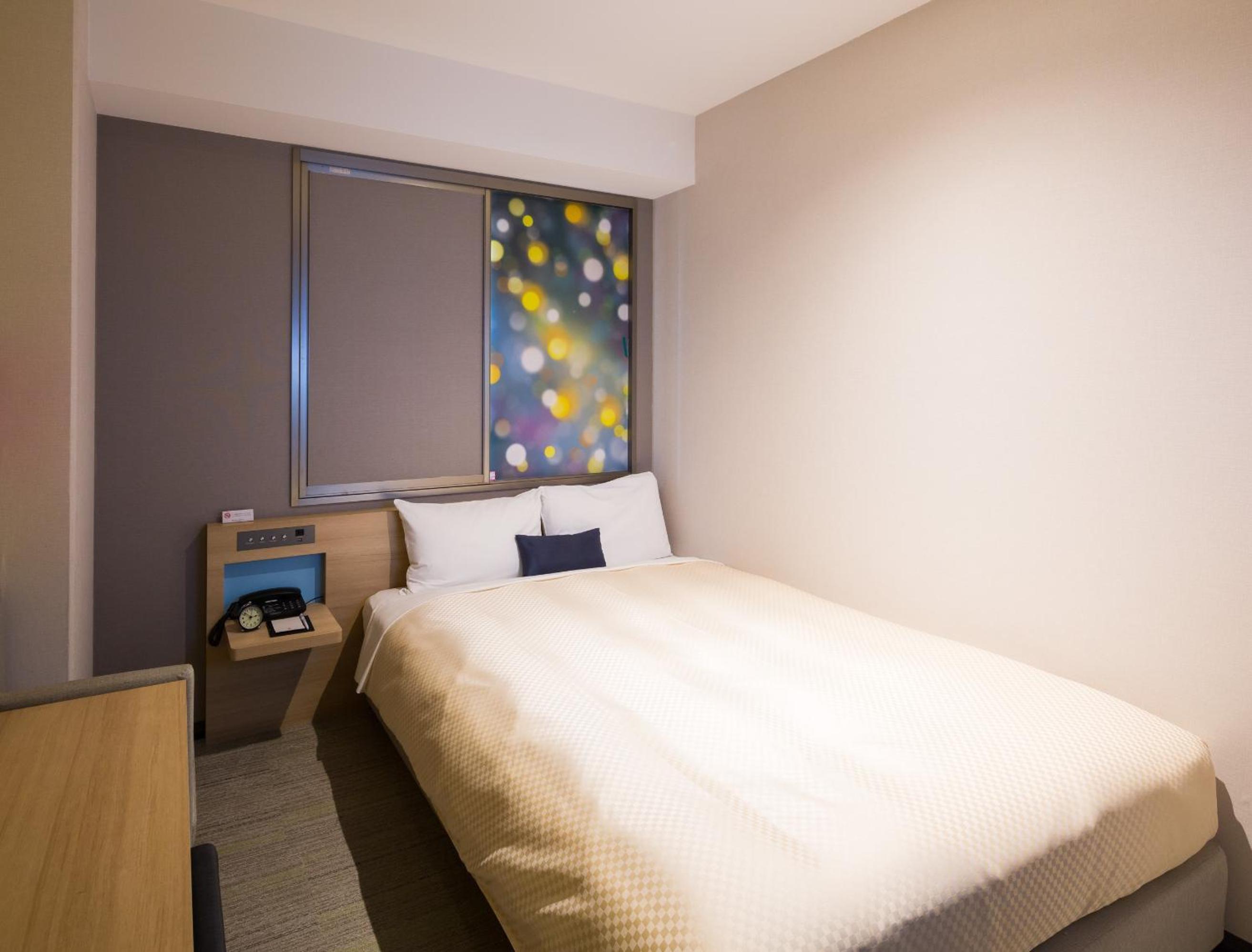 Double Room for Single Use - Non-Smoking