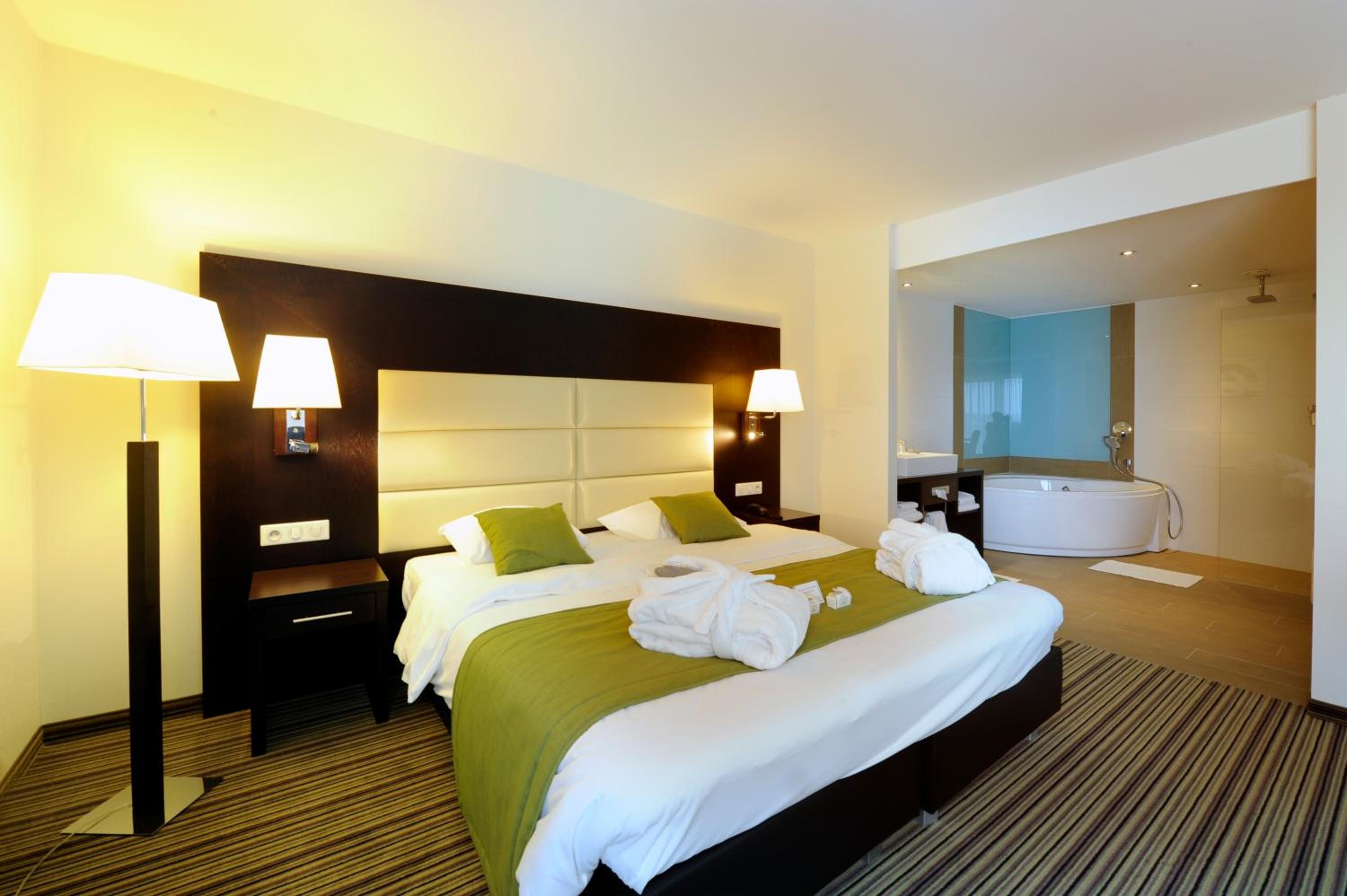 Junior Suite - Photo 1