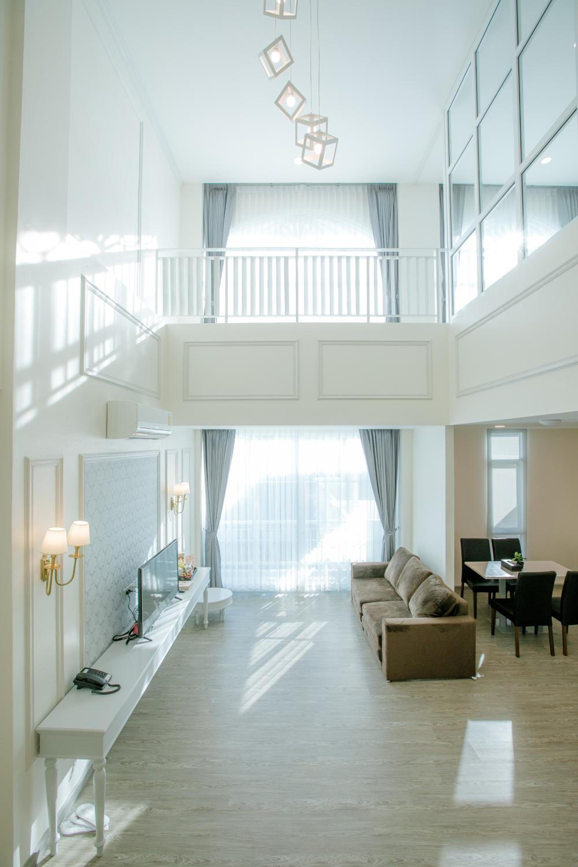 Family Duplex Suite - Photo 1