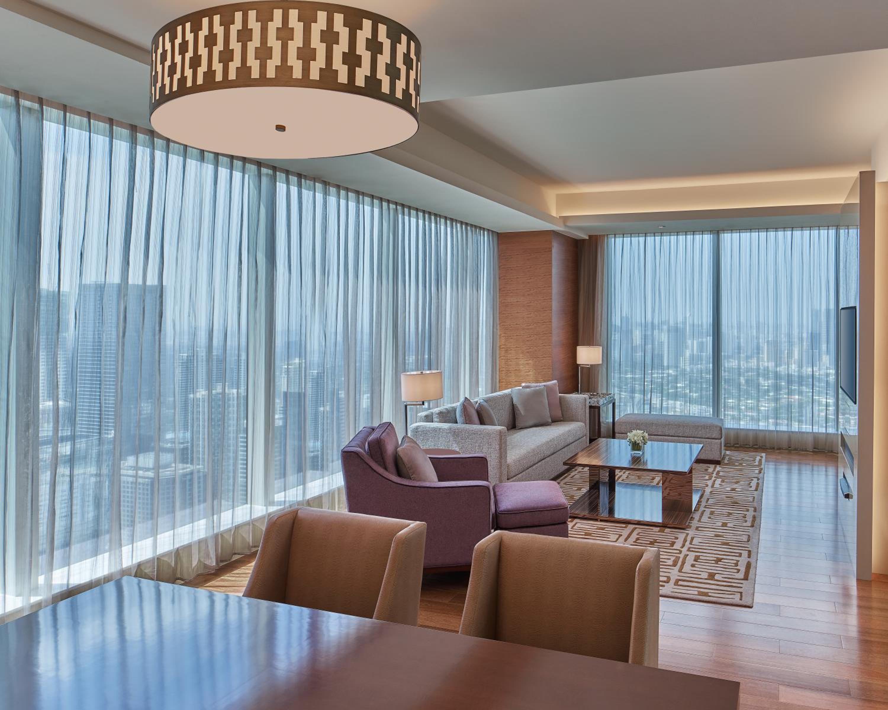 Grand Executive Suite Grand Executive Suite