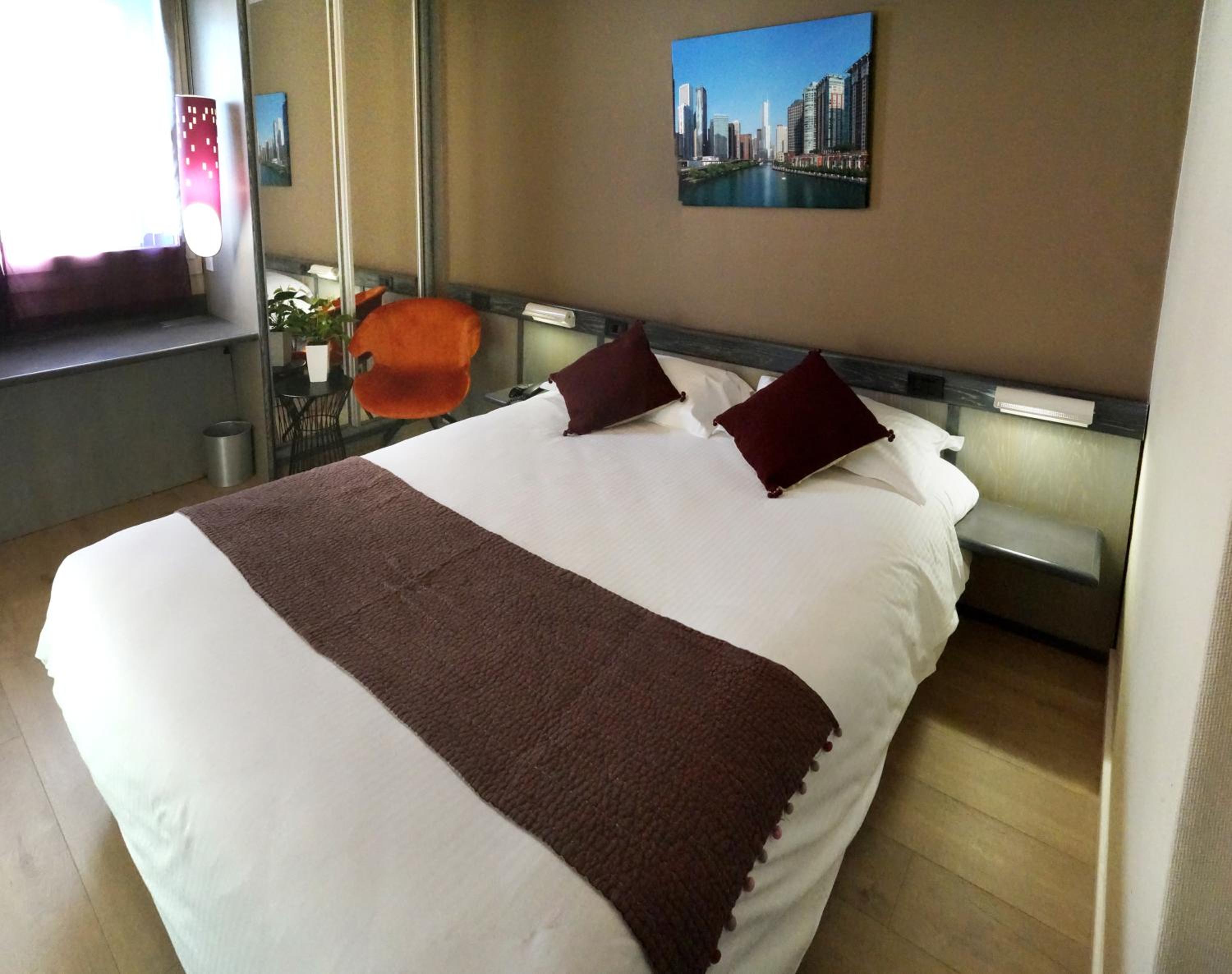 Standard Double Room - Photo 3