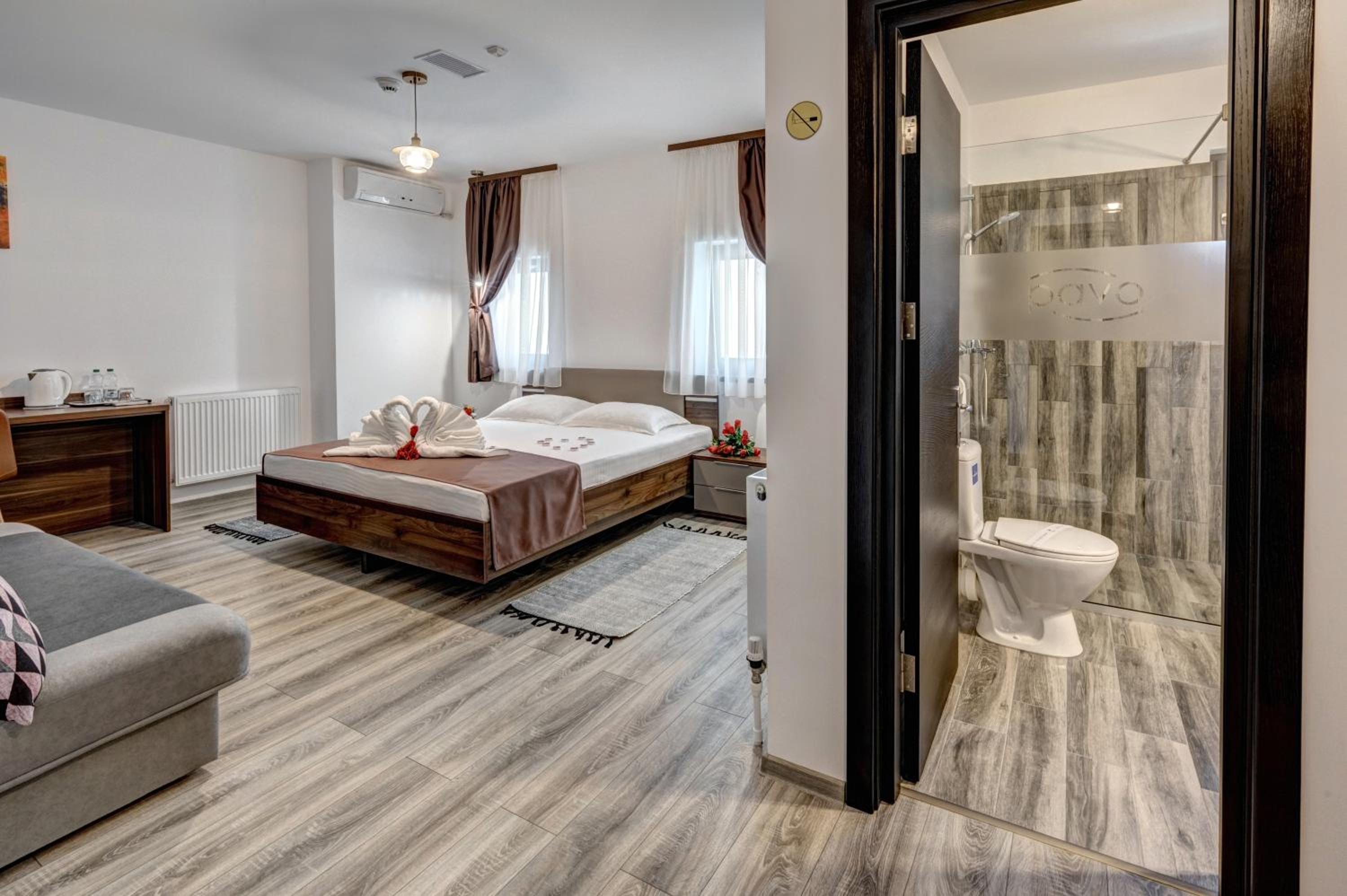 Standard Twin Room with Sofa photo 1