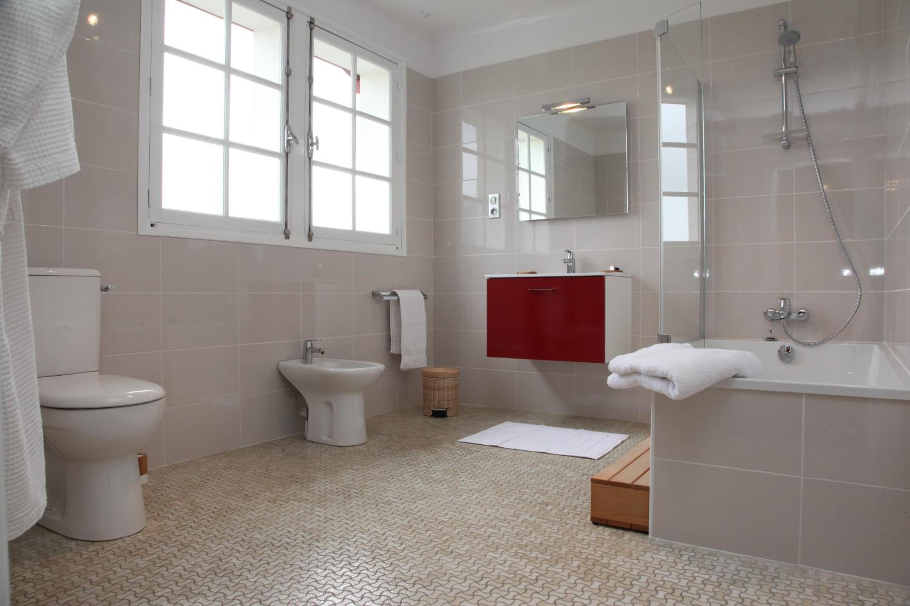Double Room with Private Bathroom photo 3