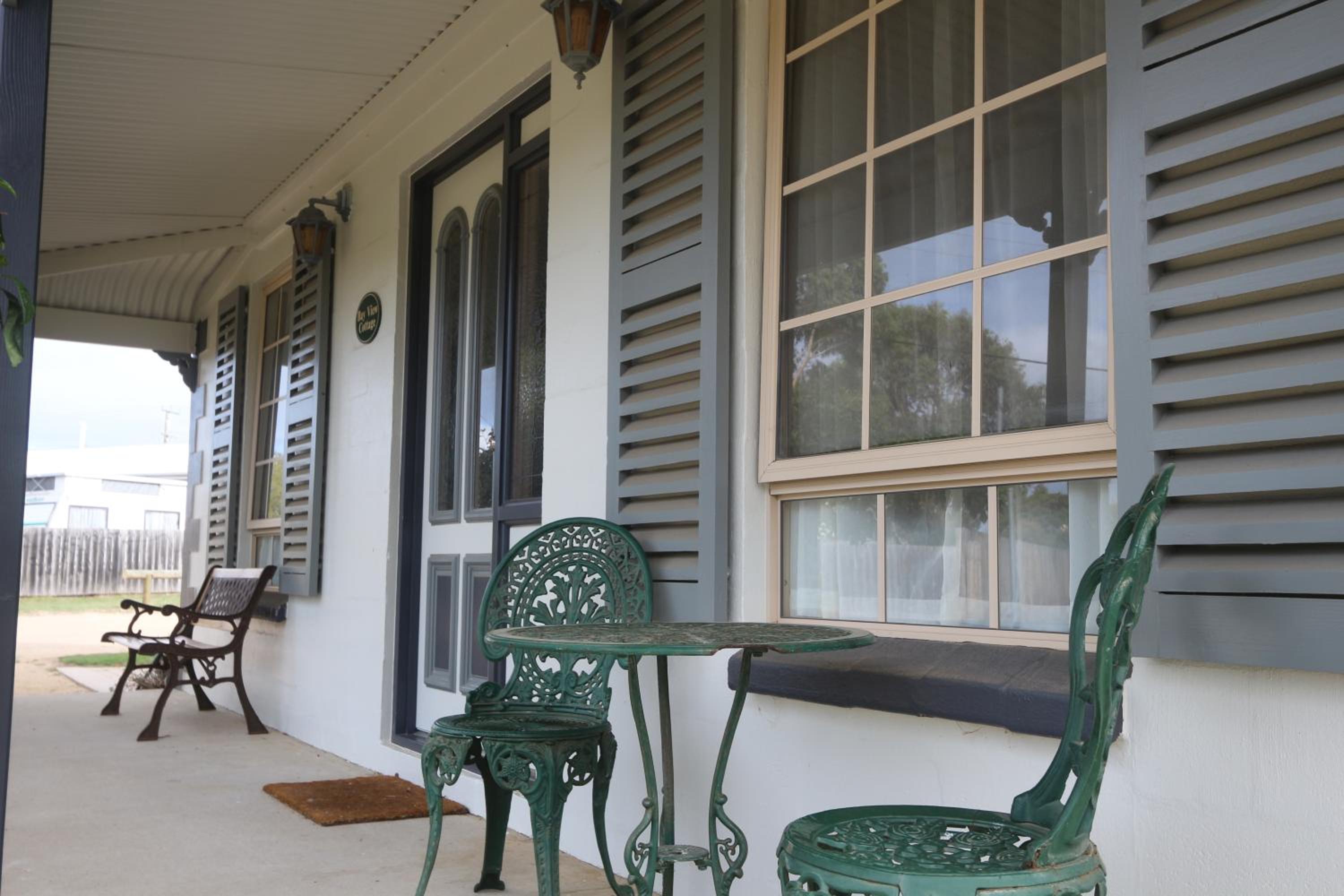 Three-Bedroom Cottage - Bay View photo 2