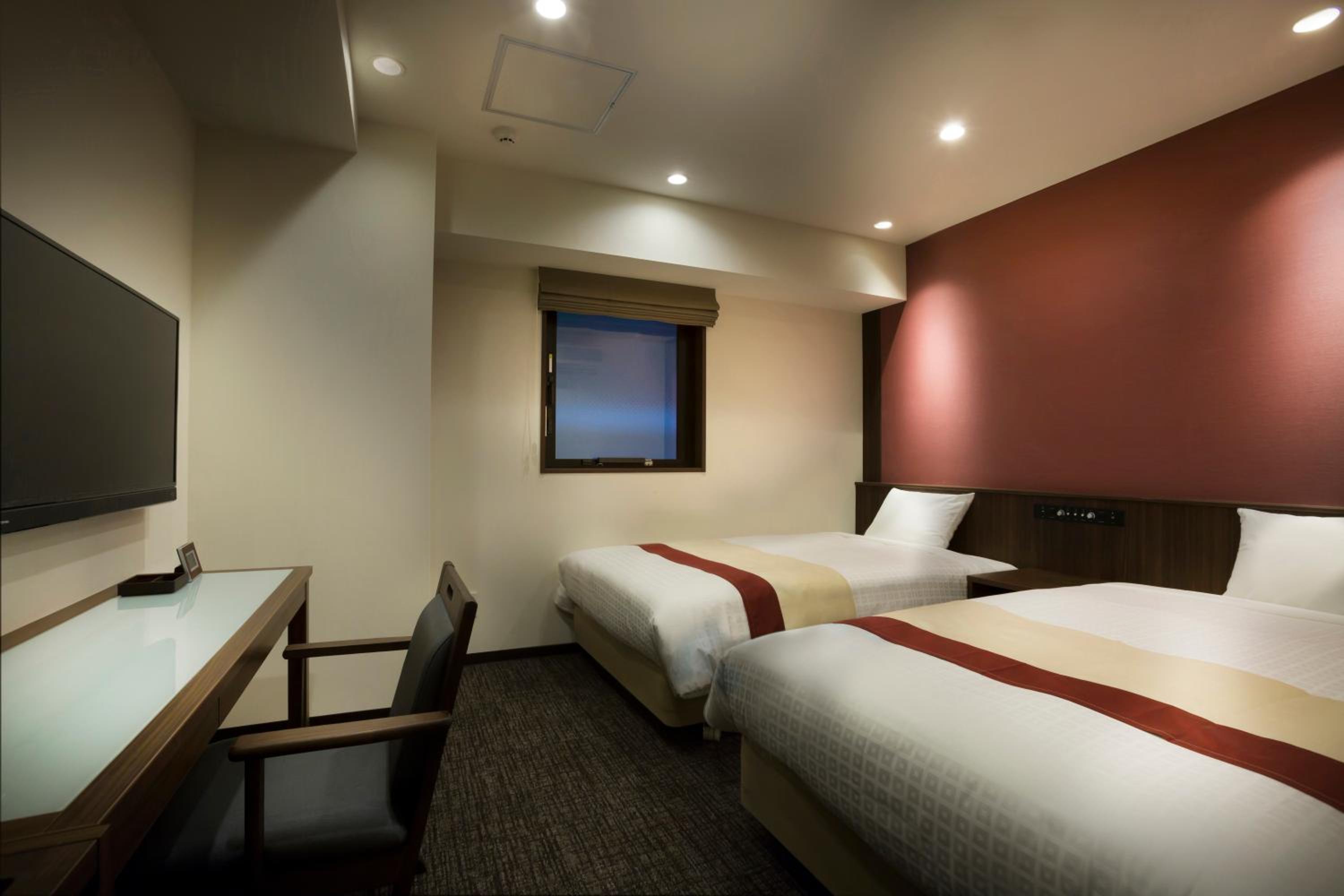 Twin Room - Non-Smoking