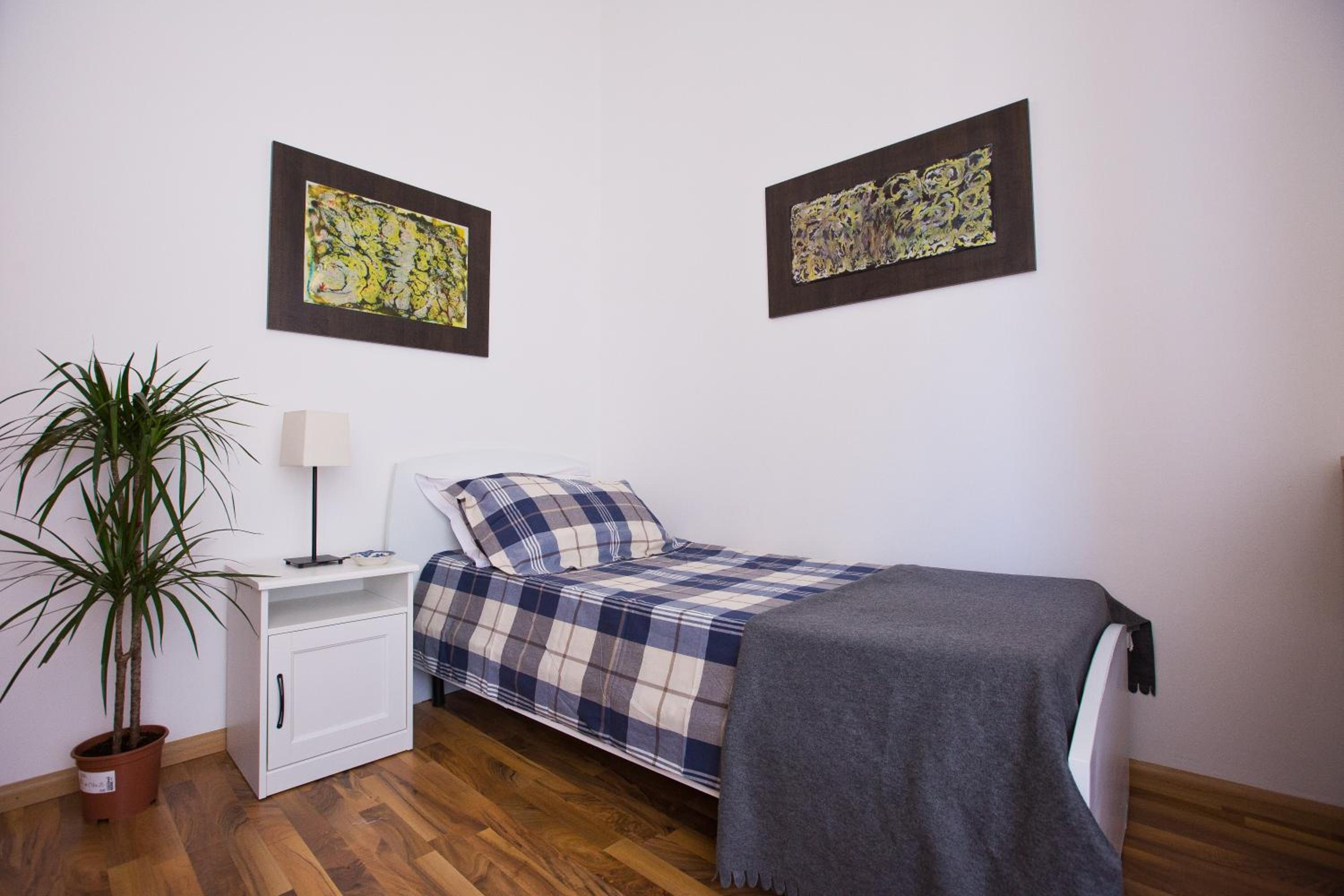 Deluxe Single Room with Balcony photo 1