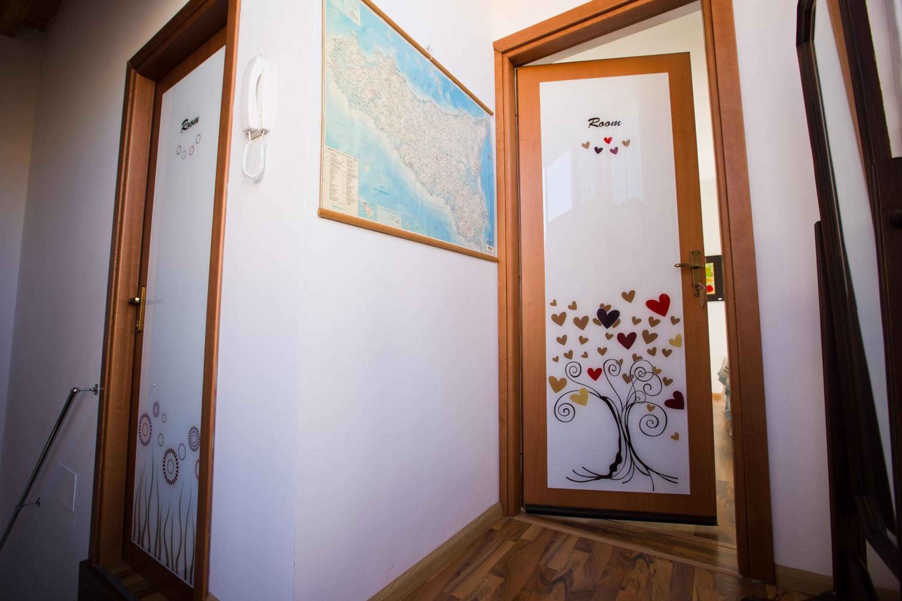 Deluxe Double or Twin Room with Mountain View photo 3