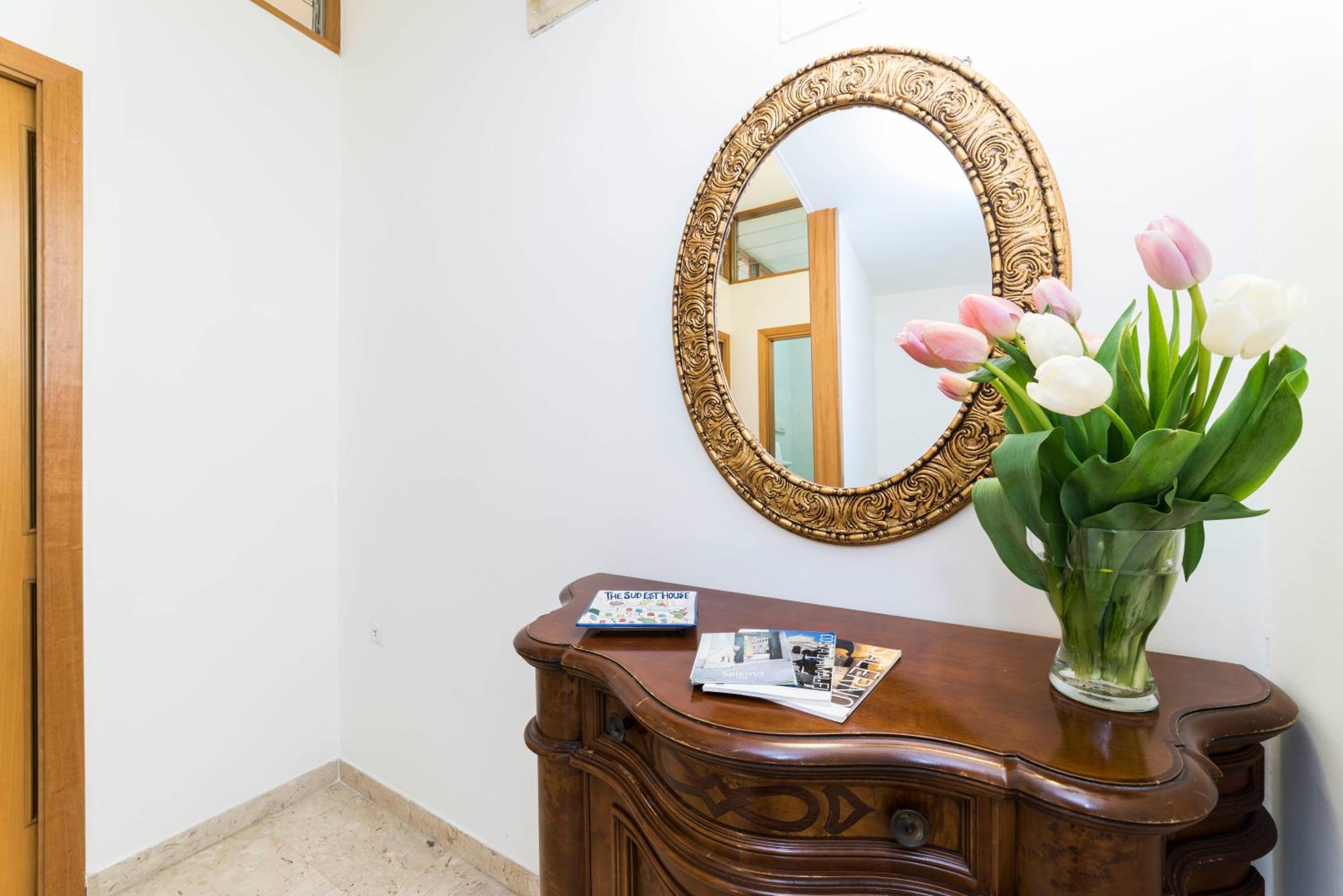 Two-Bedroom House - Split Level - Photo 13