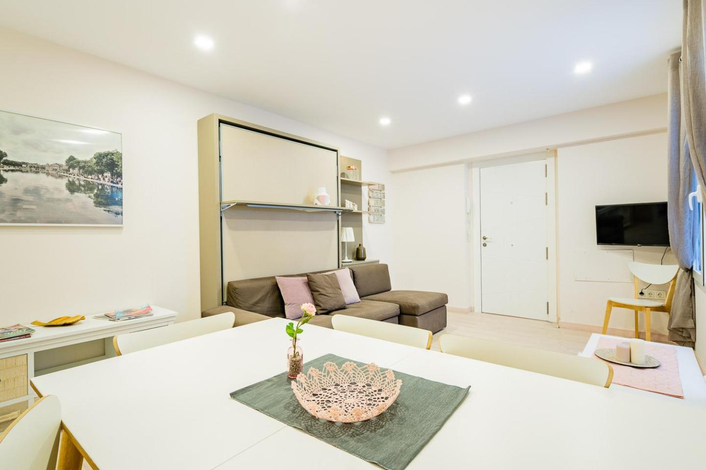 Two-Bedroom Apartment - Photo 8